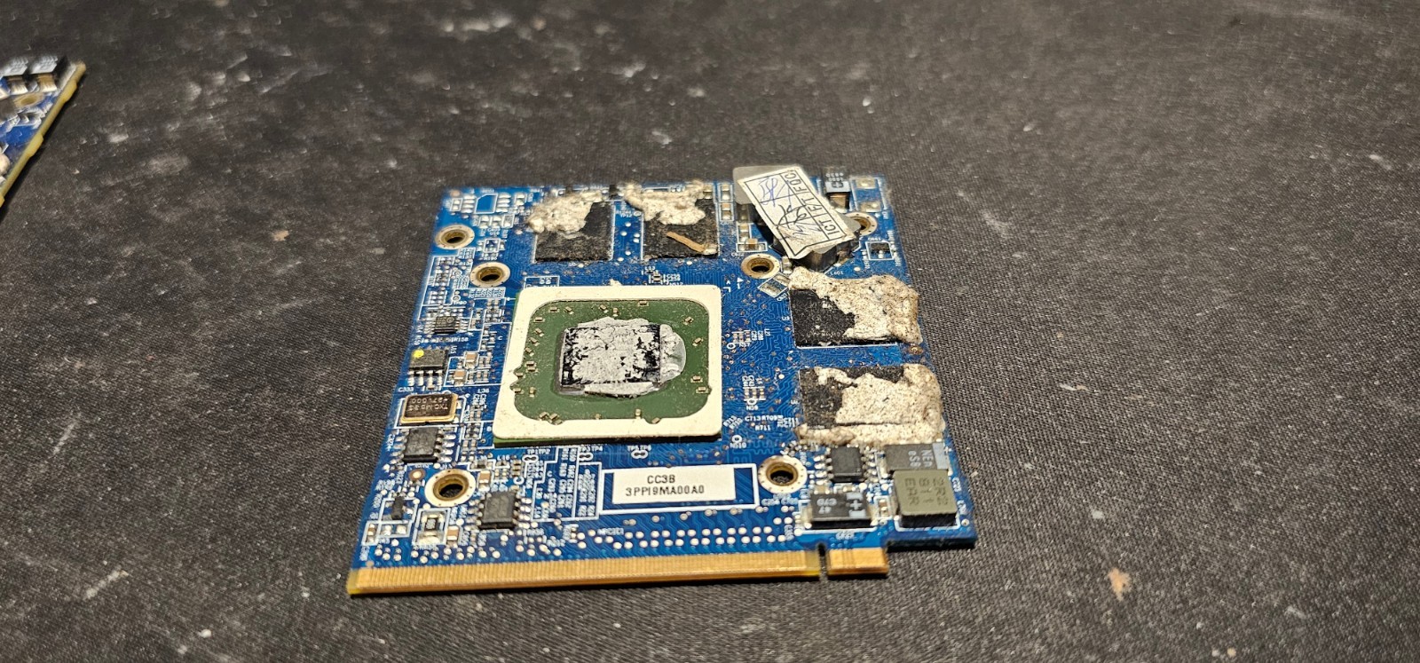 Apple IMac A1224 20" ATI/AMD Radeon HD 2400XT 128MB Video Card 109-B22531-10