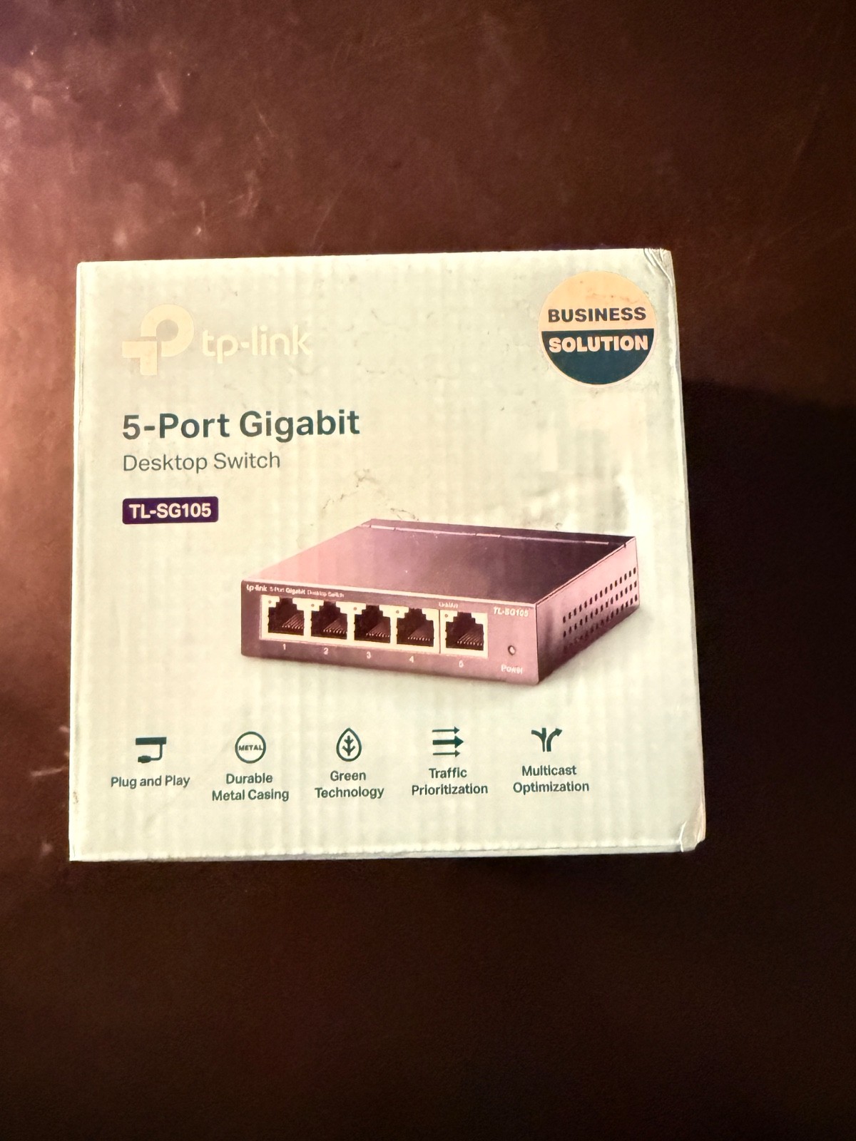 Ptp- link 5 port Gigabit Desktop Switch. New Open Box. 