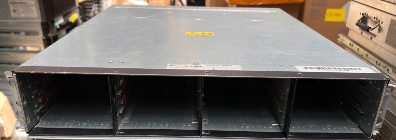 IBM 1726-HC4 DS3400 System Storage Array 2x IBM 39R6502 Controllers 2x PSUs