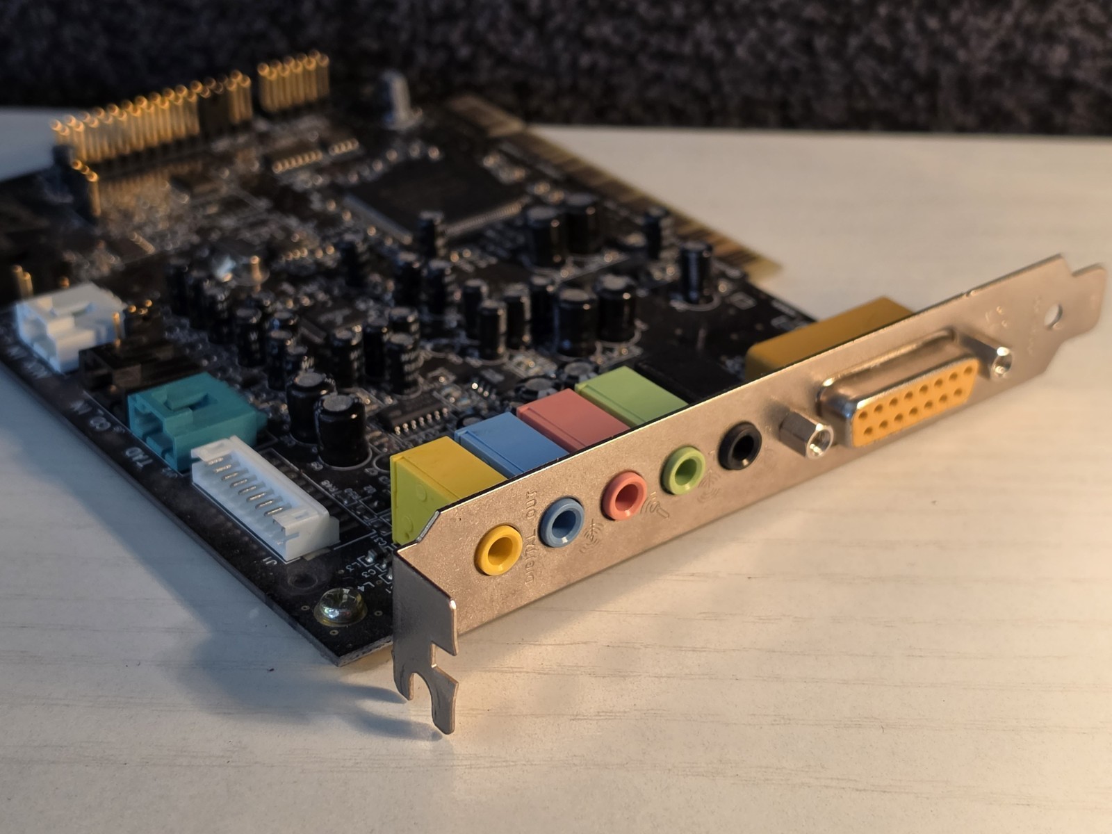 Creative Technology Sound Blaster Live CT4780 PCI Sound Card - Untested