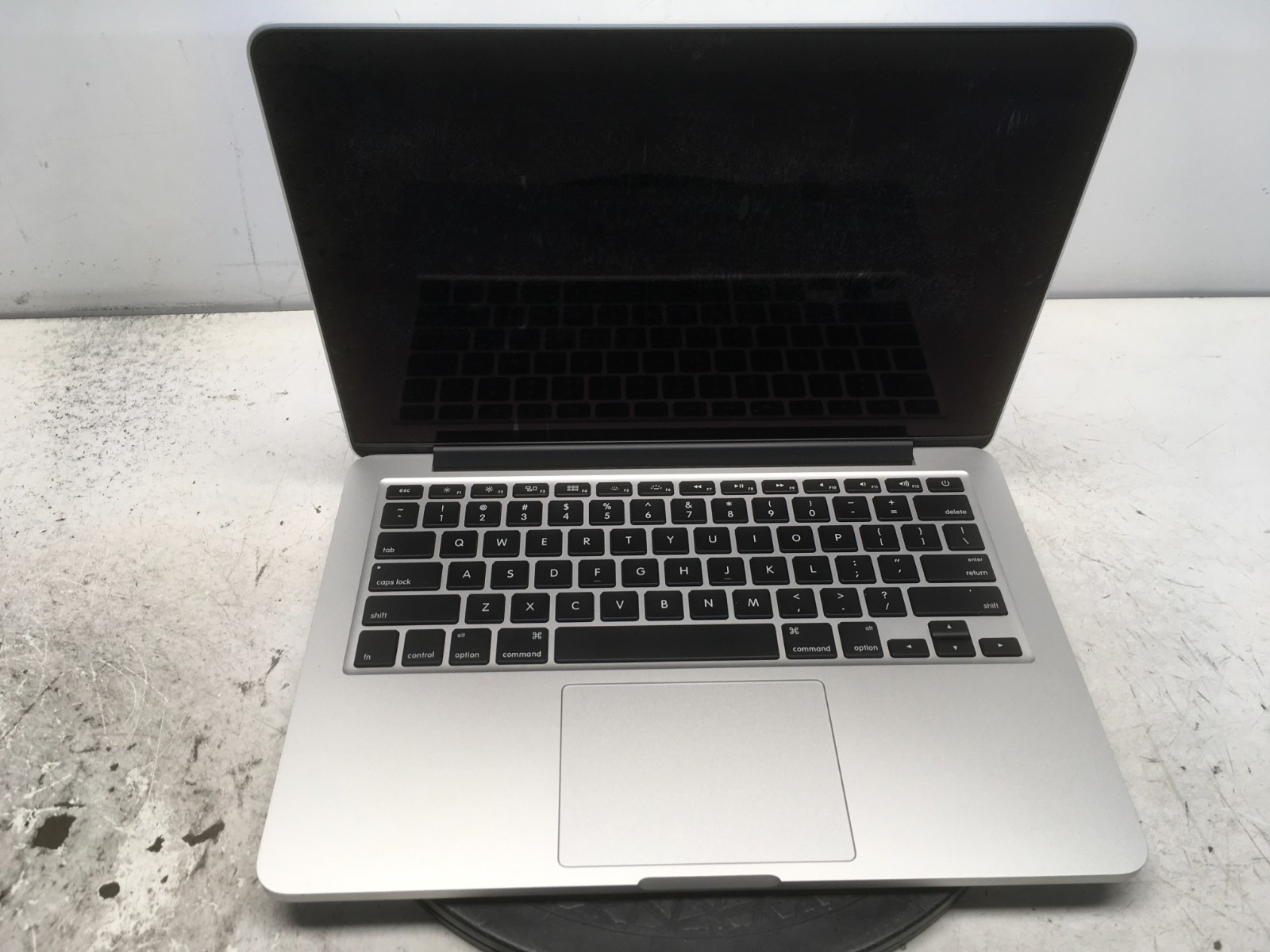 Apple MacBook Pro A1502 Intel Core i5-5257U 2.7GHz NO HDD No Batt