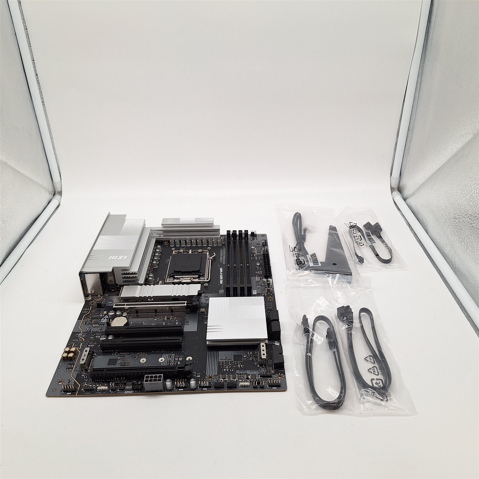 MSI PRO X870-P WiFi ProSeries Motherboard AM5 DDR5 PCIe 5.0 M.2 Gen5 Wi-Fi 7 ATX