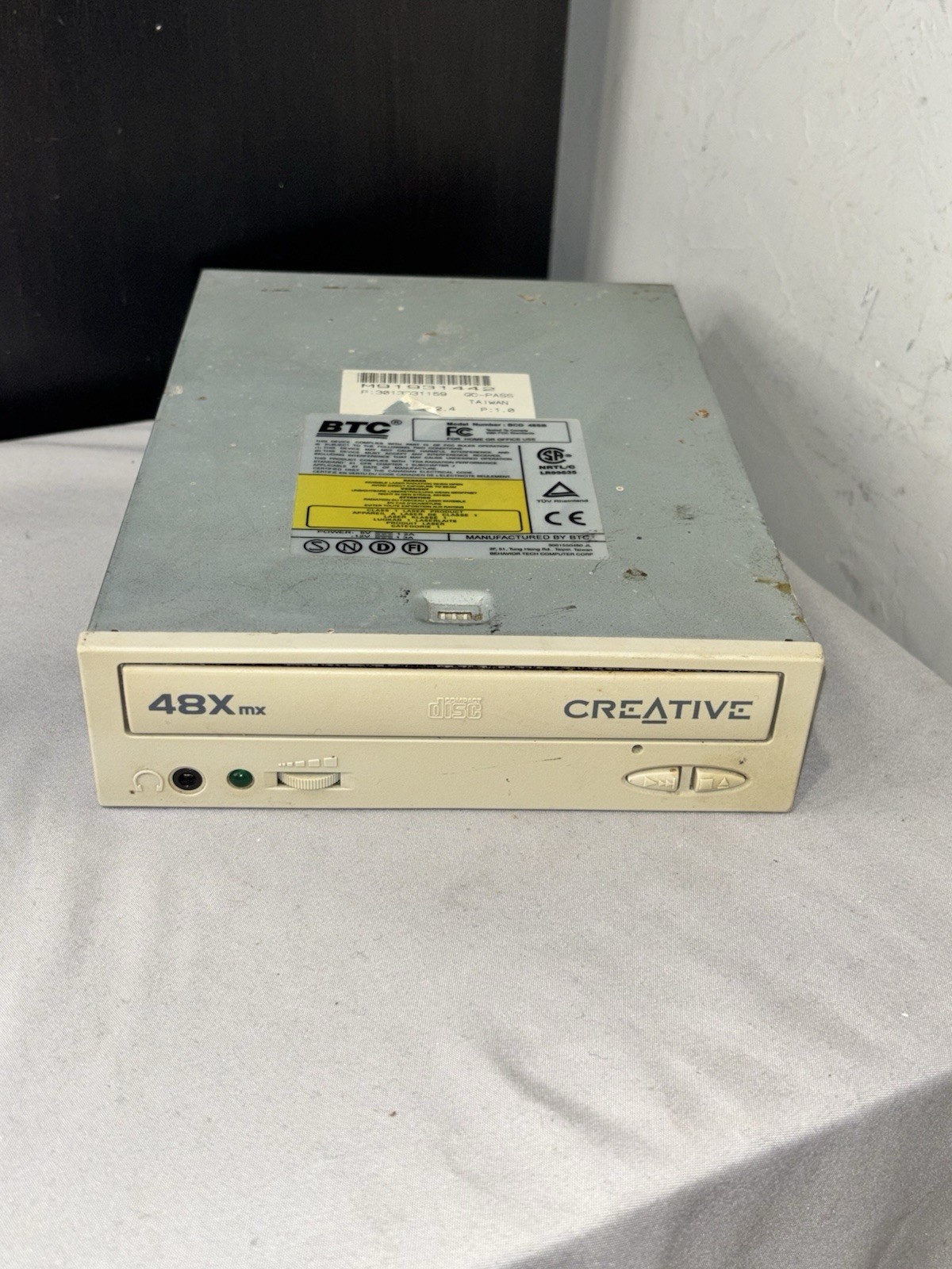 Creative 48X IDE CD-ROM Drive BCD-48SB Vintage PC – Untested 