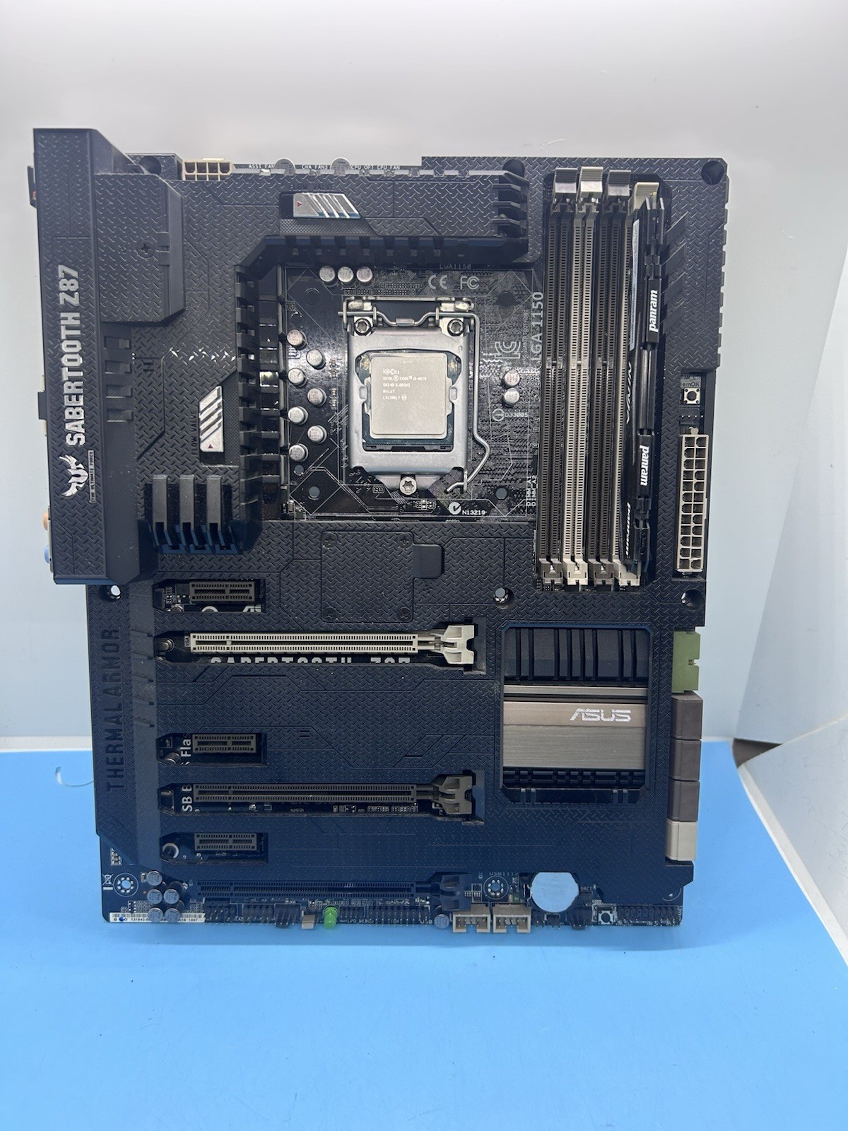 ASUS SABERTOOTH Z87 ATX LGA1150 Motherboard W/ i5-4670 CPU