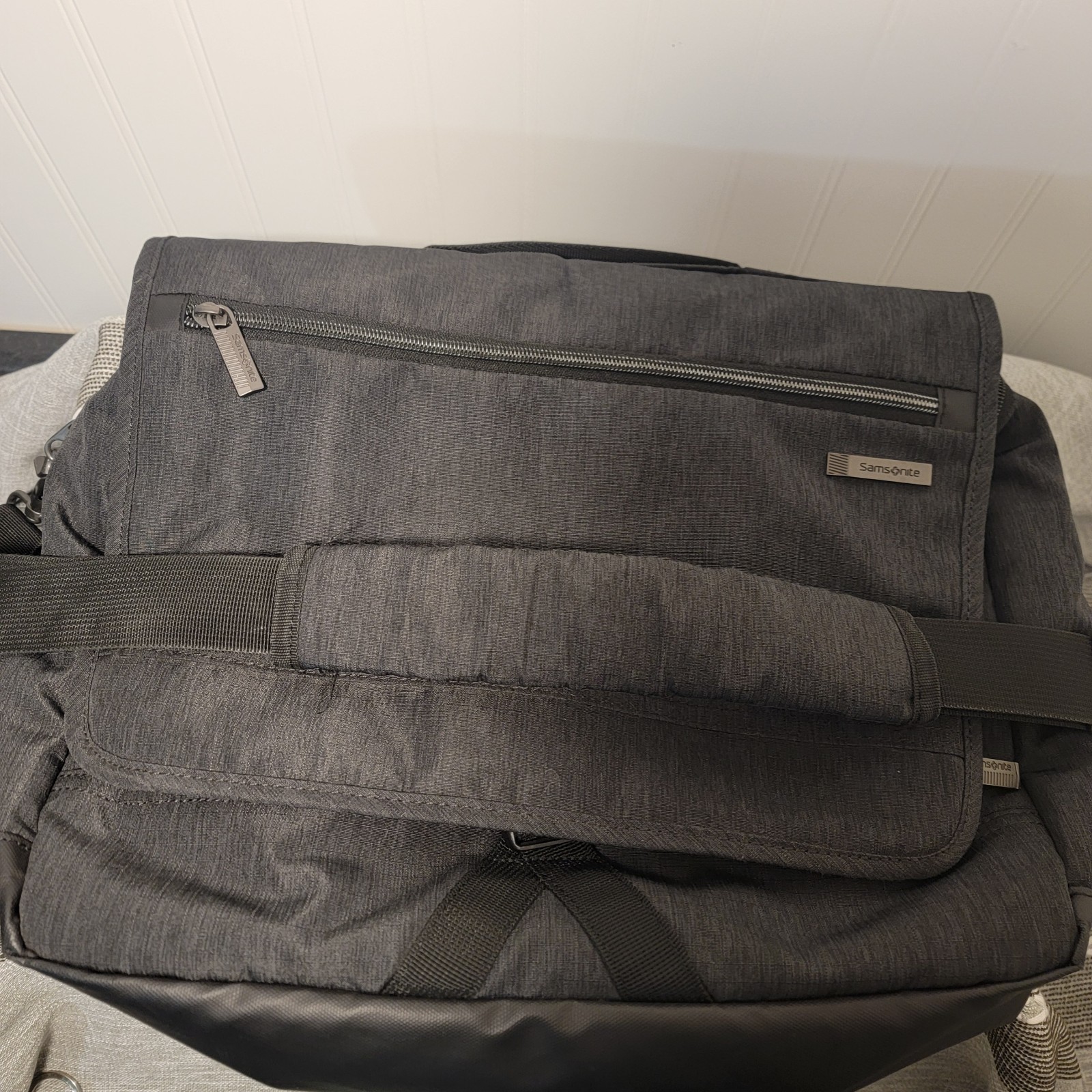 Samsonite Modern Utility Messenger Bag Laptop, Charcoal Heather