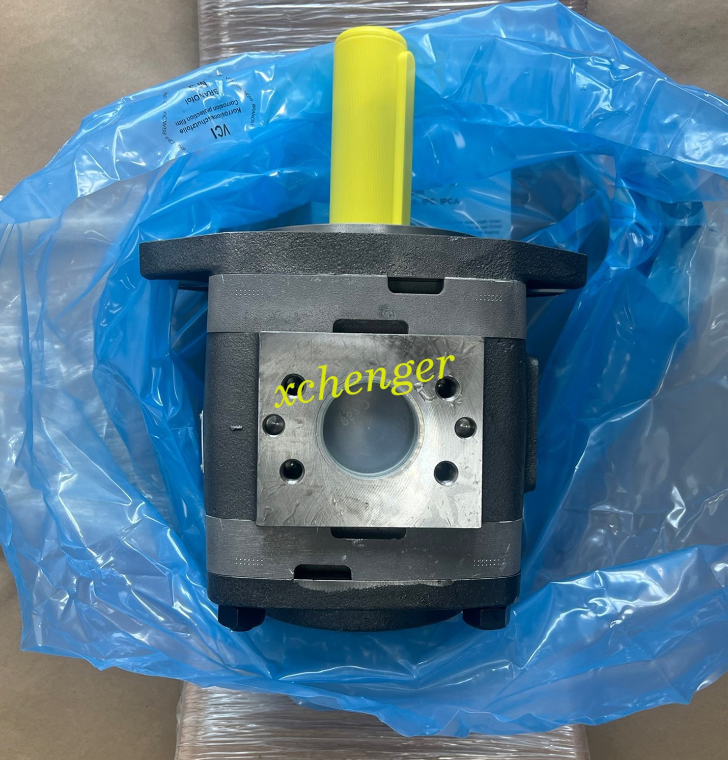 1pcs VOITH Rotary Gear Pump IPVAP5-40-101 FedEx or DHL