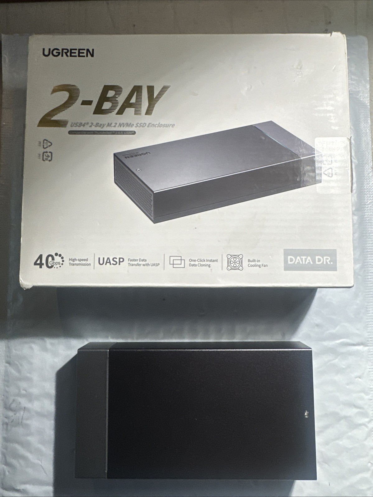 UGREEN USB4’ 2-BAY M.2 NVMe SSD Enclosure 40Gbps Fast Data Transfer DATA DR.