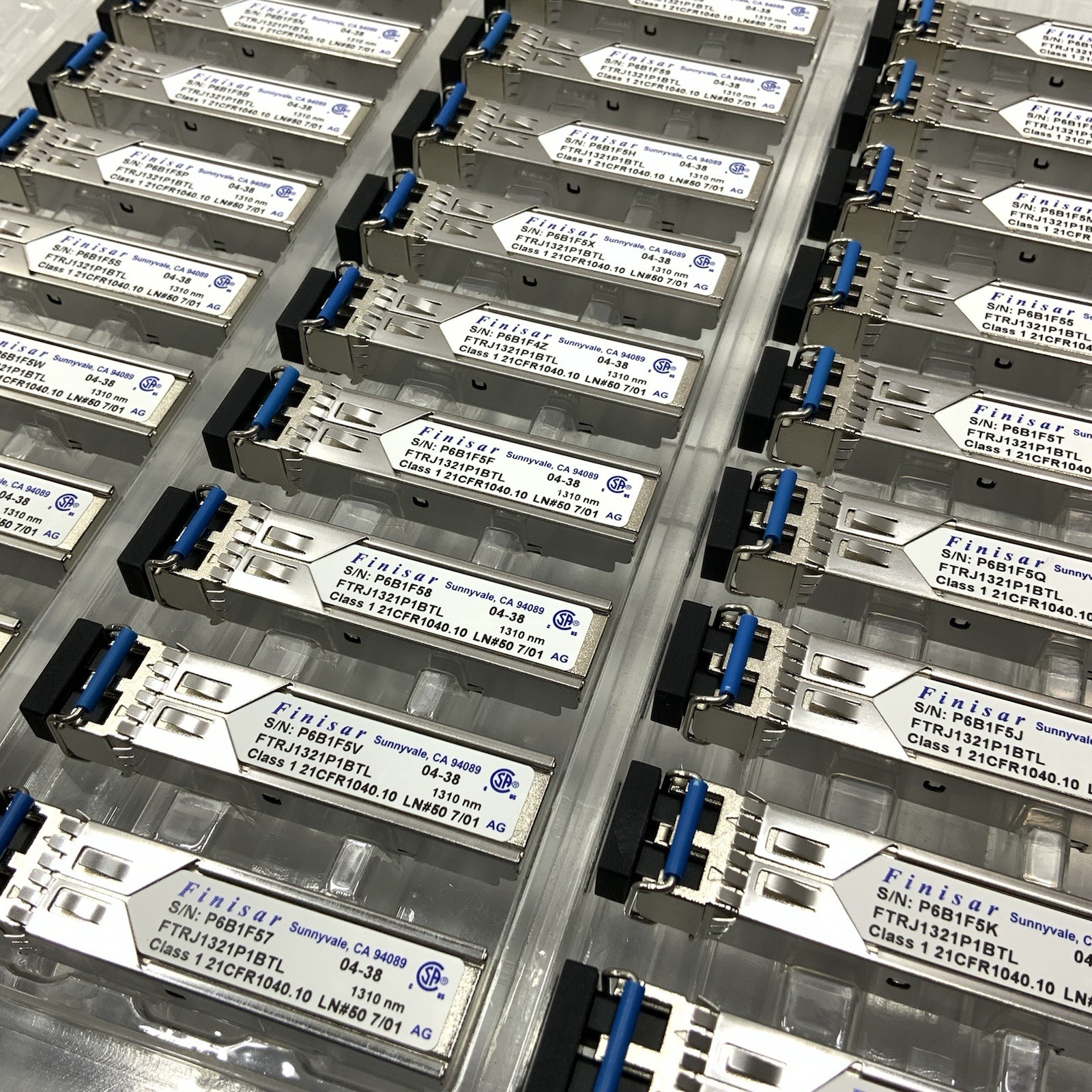 Lot of 59 - Finisar OC-48 SR/STM I-16 Multirate SFP Transceiver | FTRJ1321P1BTL