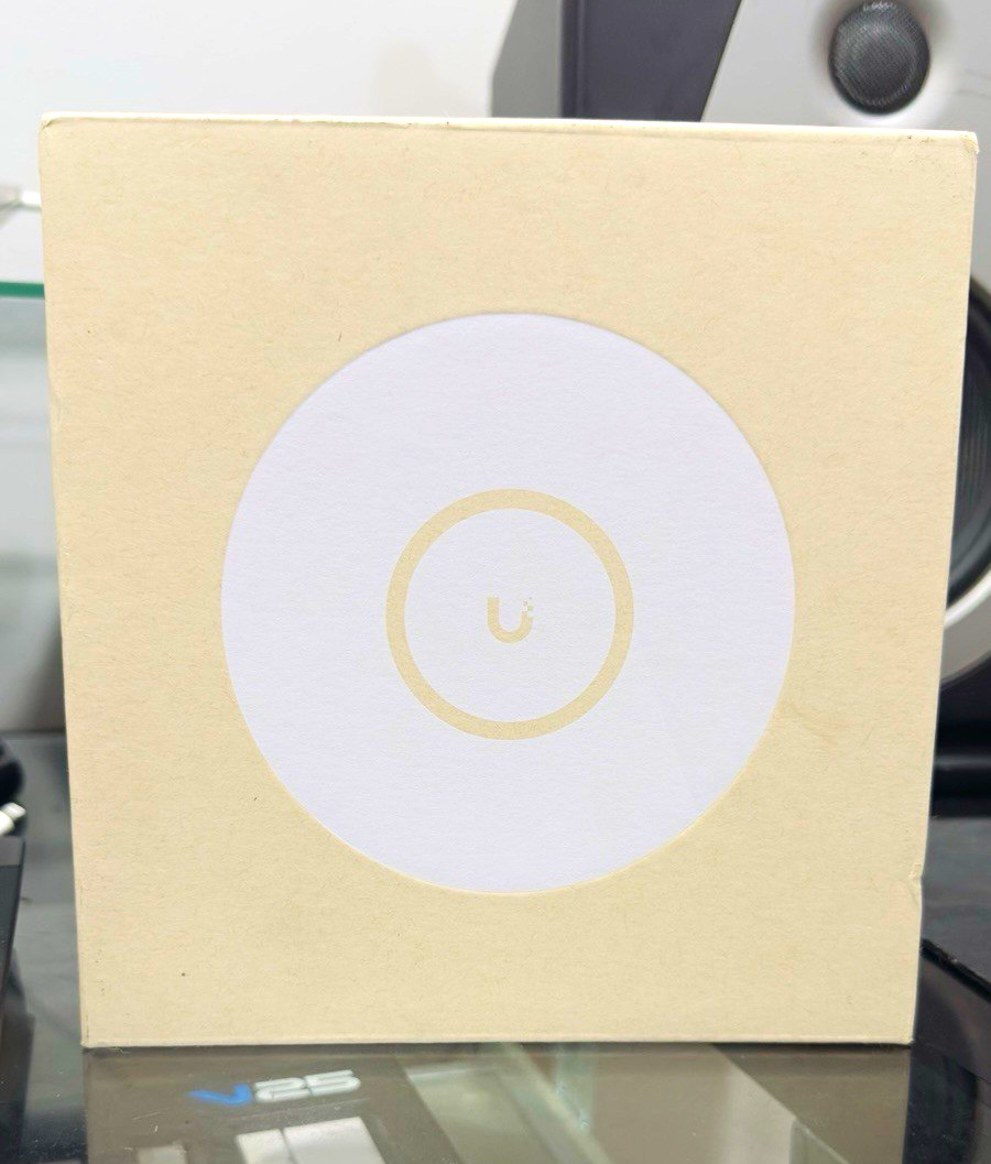 Ubiquiti Networks UniFi Wireless Access Point AP, White, UniFi Model