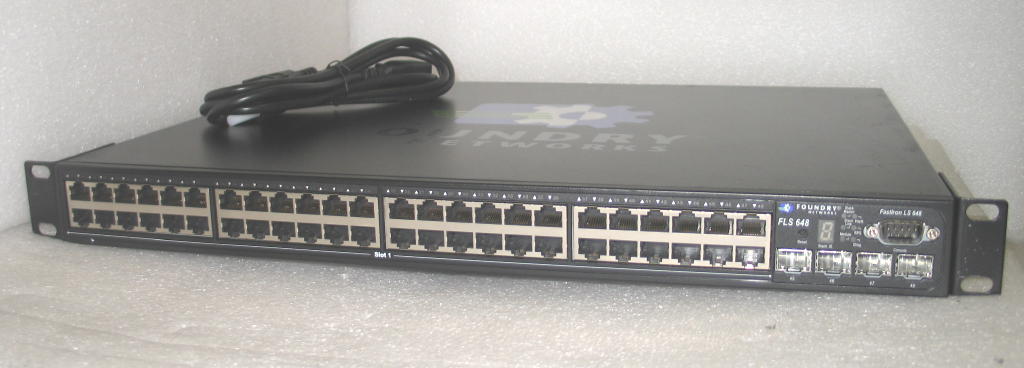 Brocade Foundry Fastiron FLS648 Gigabit Switch 48 GbE Ports 4 x SFP GE