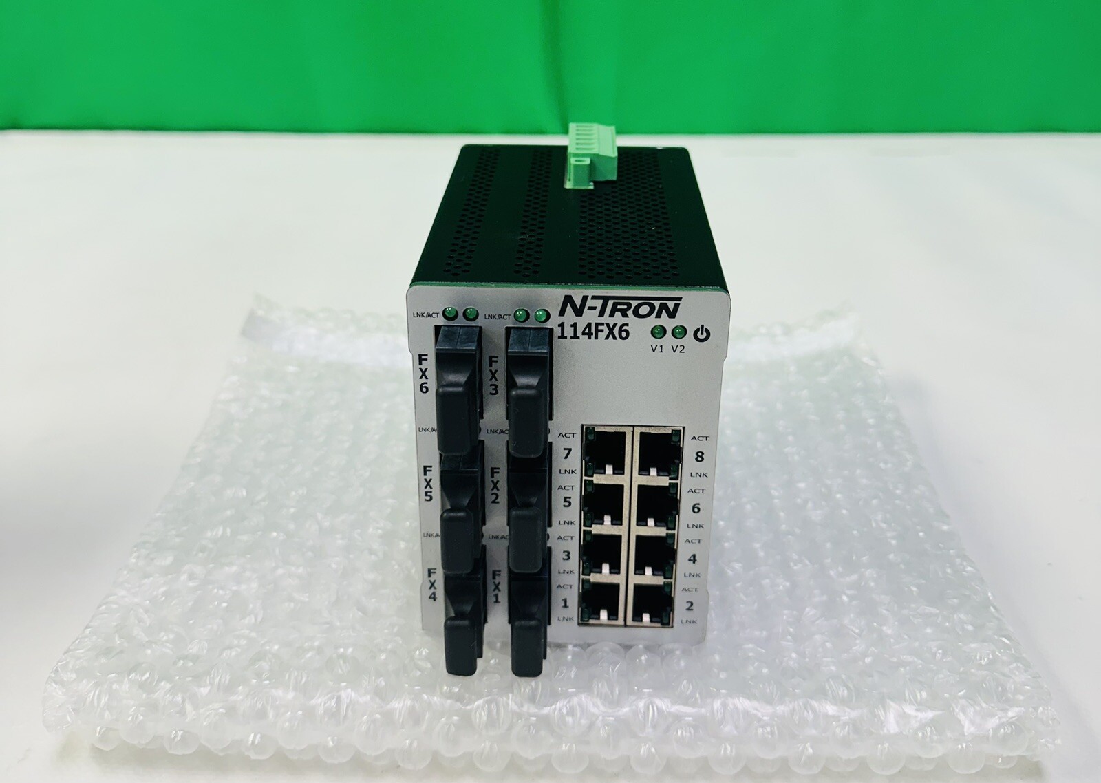 N-TRON 114FX6-SC INDUSTRIAL ETHERNET SWITCH 14 Port, (NO CD)