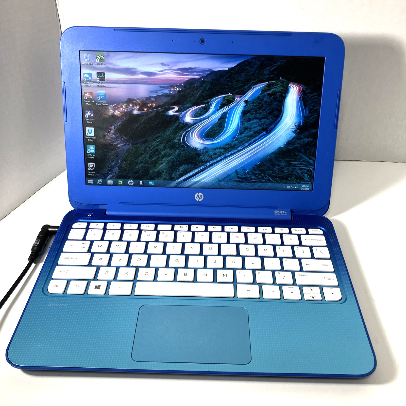 HP Stream RTL 8723 BE Laptop. Fully Functional Windows 8 No Charger