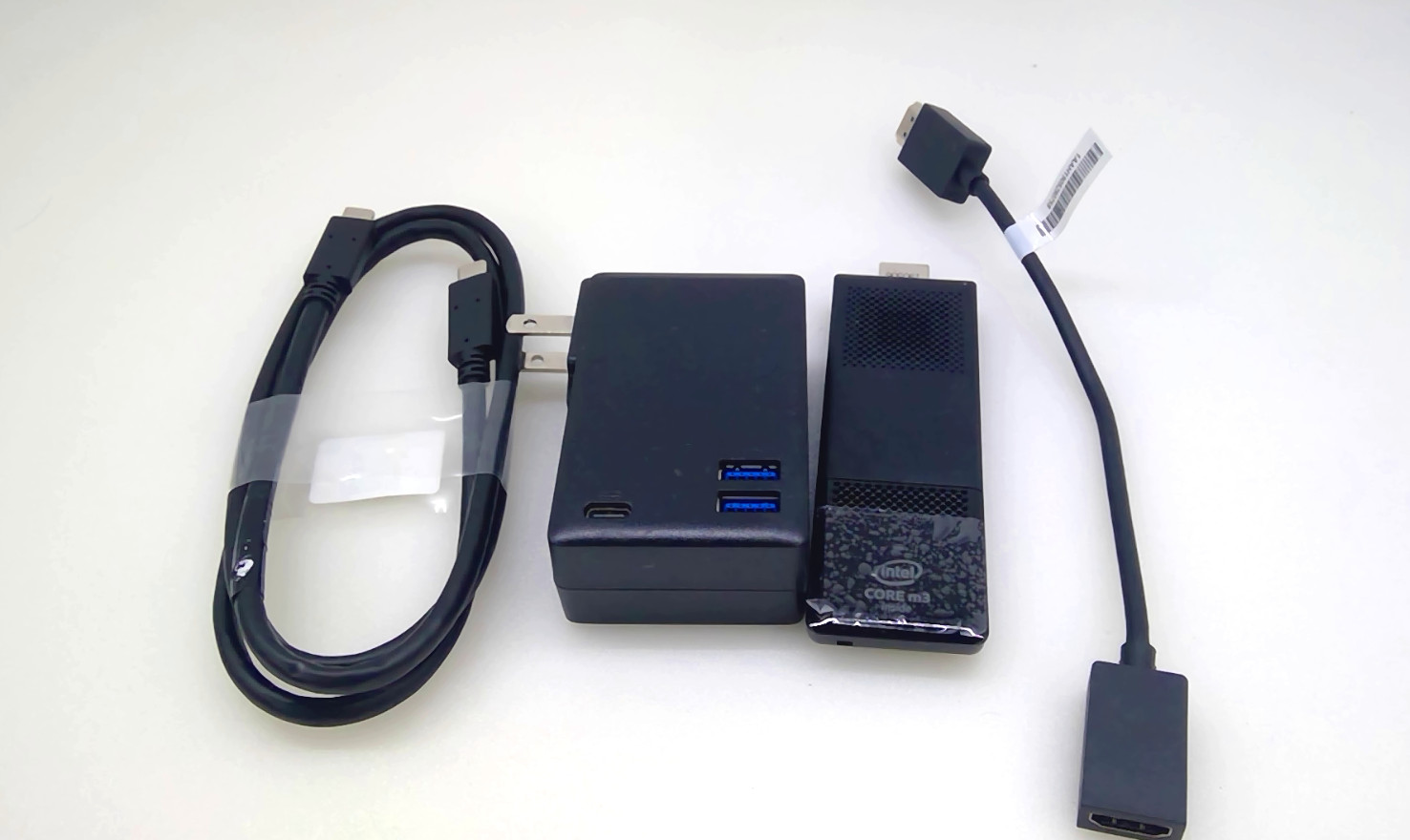 Intel Compute Stick STK2M3W64CC Core m3 4GB RAM 64GB eMMC WiFi BT Windows 10