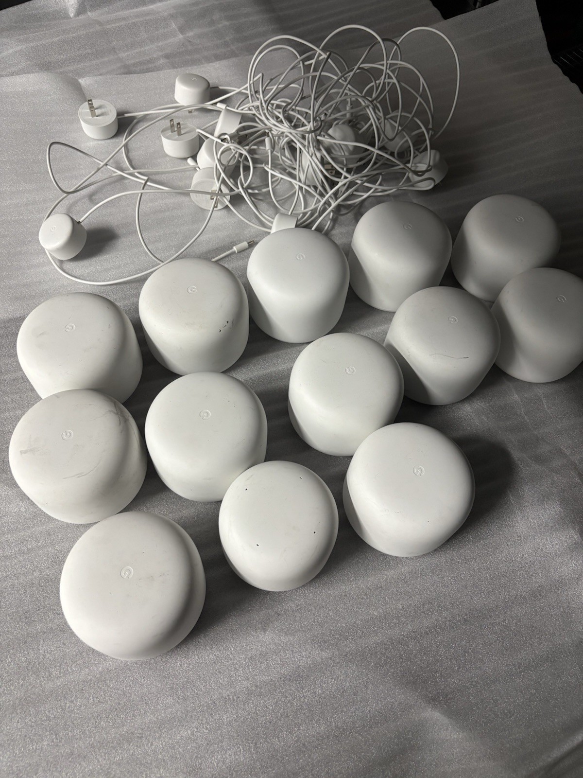 Lot of 13 Google Nest WiFi Routers H2D