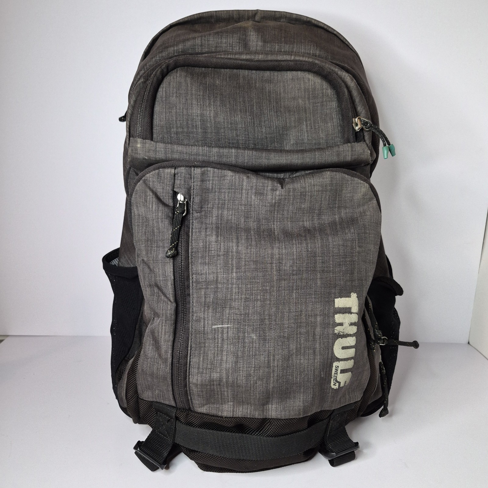 Thule Stravan Backpack Laptop Multi Pocket Zipper Dark Gray