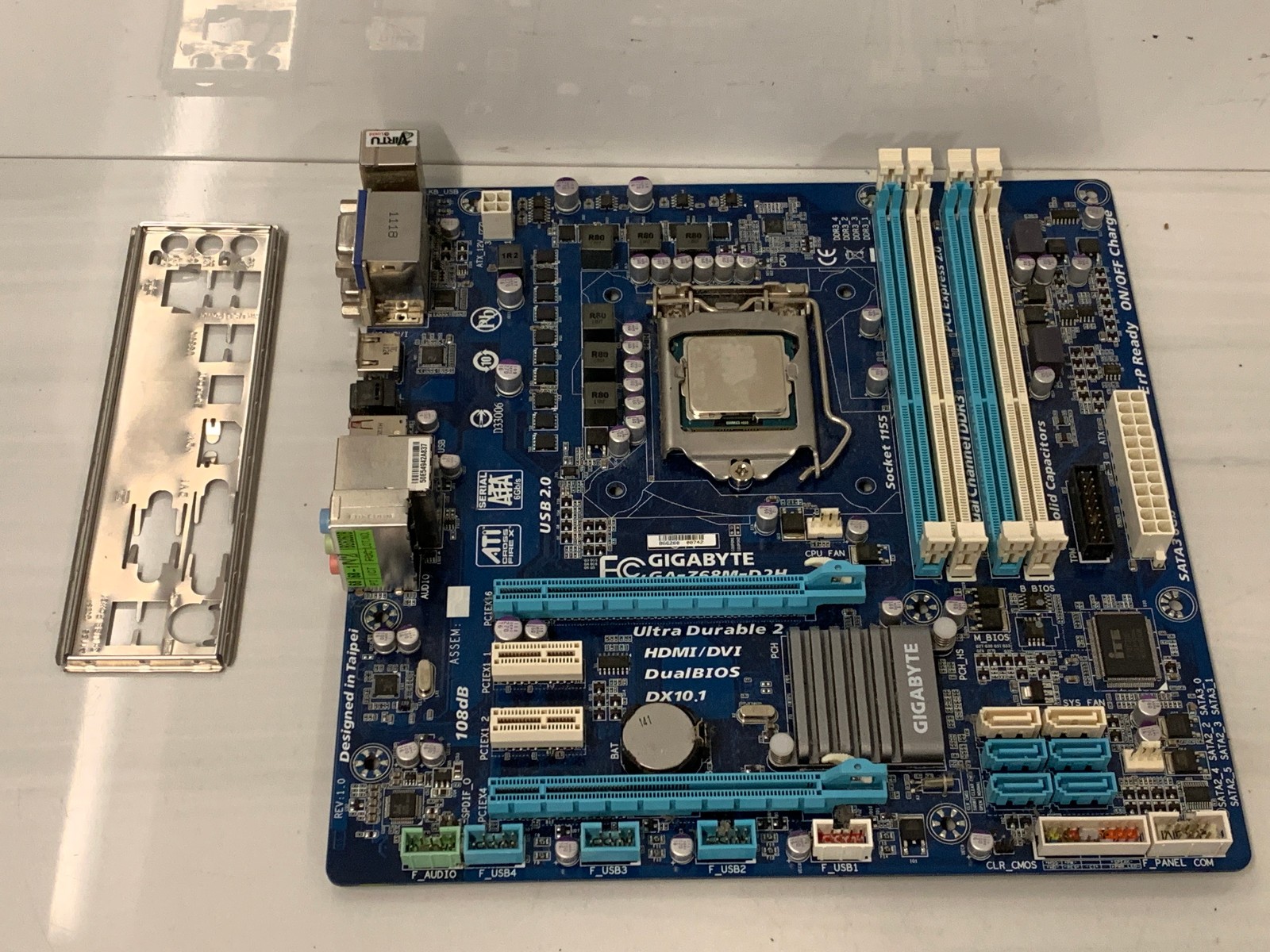 Gigabyte GA-Z68M-D2H Motherboard Intel Core i5-3570K 3.4GHz LGA 1155 IO Shield