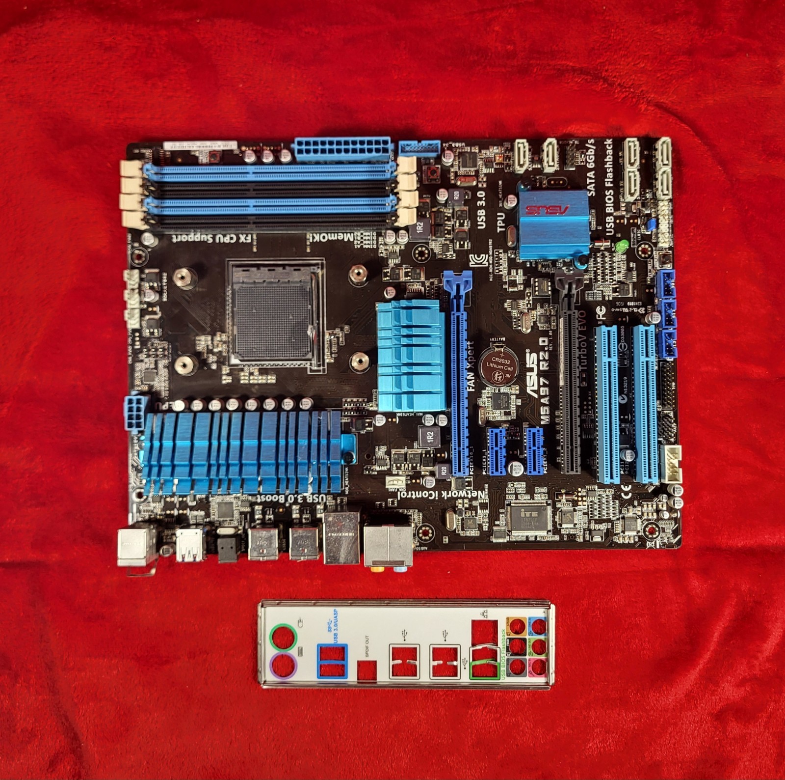 ASUS M5A97 R2.0 Motherboard, AMD Socket AM3 DDR3 w/ Faceplate - Tested