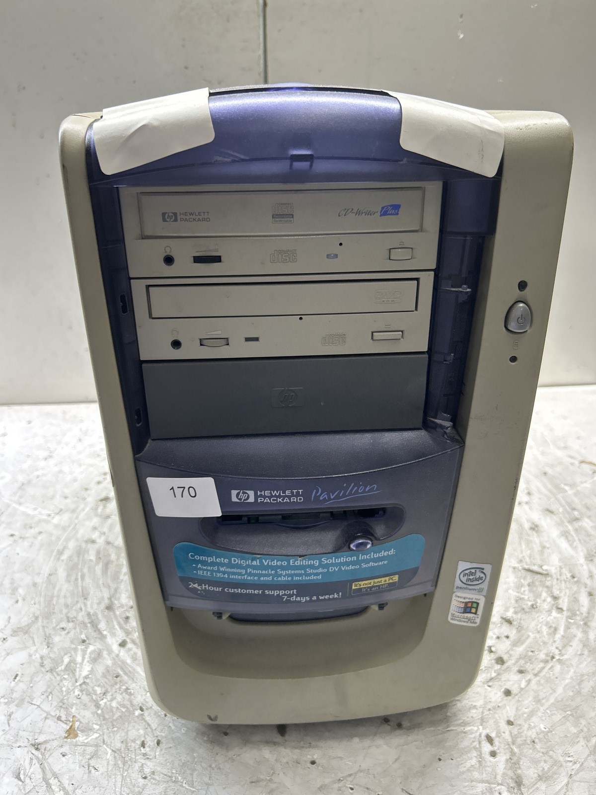 HP Pavilion 8785C Intel Pentium III 1000MHz/133MHz 640MB NO HDD