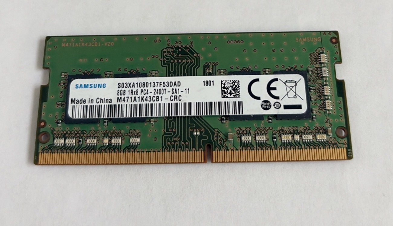 Samsung 8GB DDR4 2400MHz PC4-19200 SODIMM Laptop RAM M471A1K43CB1-CRC