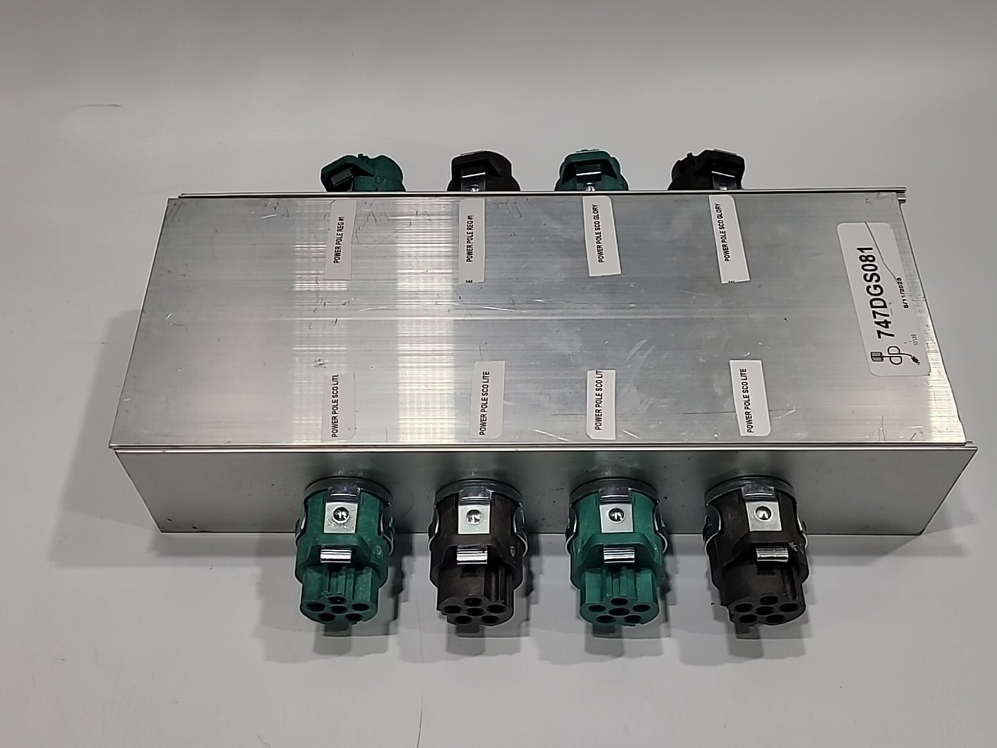 PS181 – DP to Dual-Mode DP DP 747DGS081