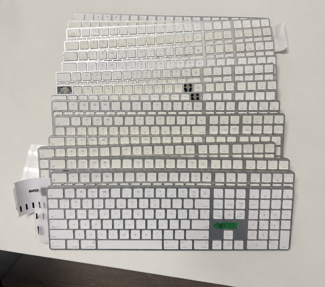 Lot of 16 Apple Magic Keyboards with Numeric Keypad A1843 PARTS OR NOT WORKING