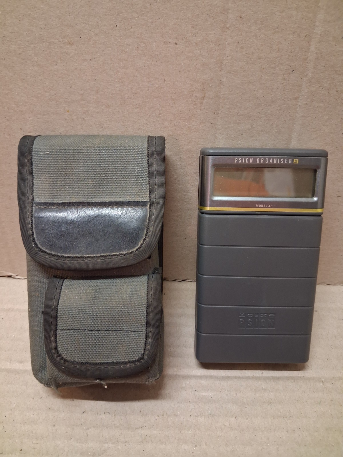 Psion Organiser II Model XP Handheld Pocket Computer PDA Organizer