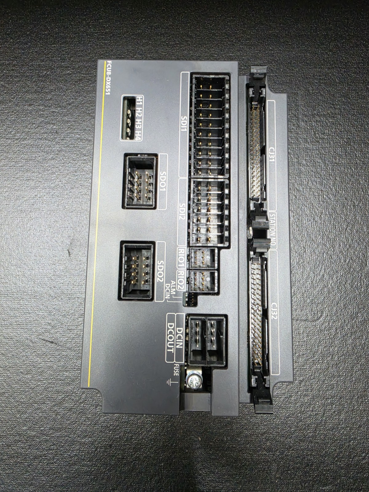Mitsubishi FCU8-DX651 Programmable Logic Controller FCU8-DX651