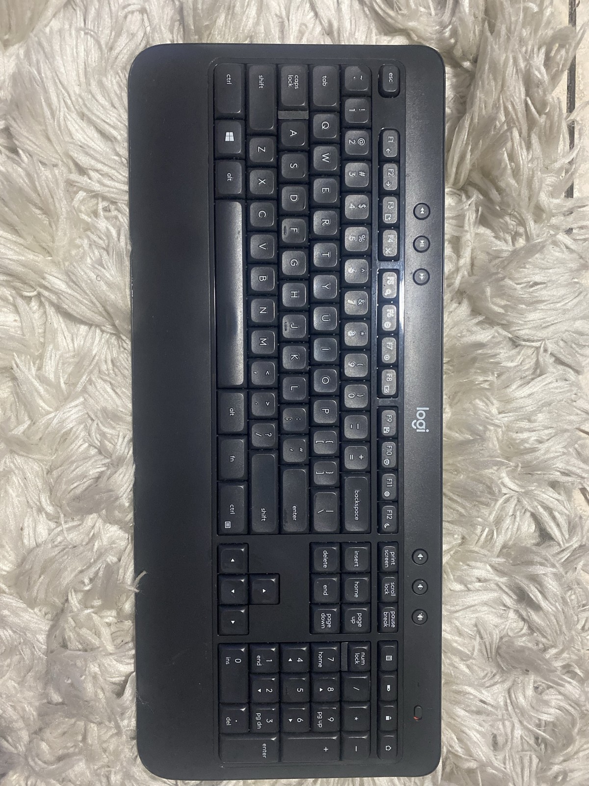 Logitech K540 Wireless Keyboard Full-Size Multimedia Keys