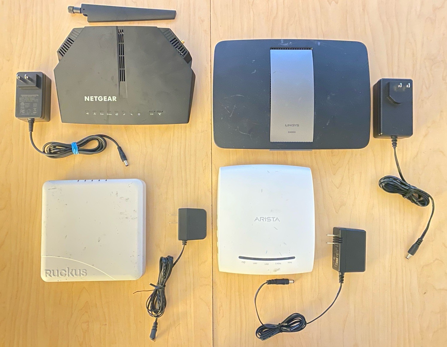 LOT OF Mixed Network Equipment: Wi-Fi Access Points & Modem Routers; Ruckus +++