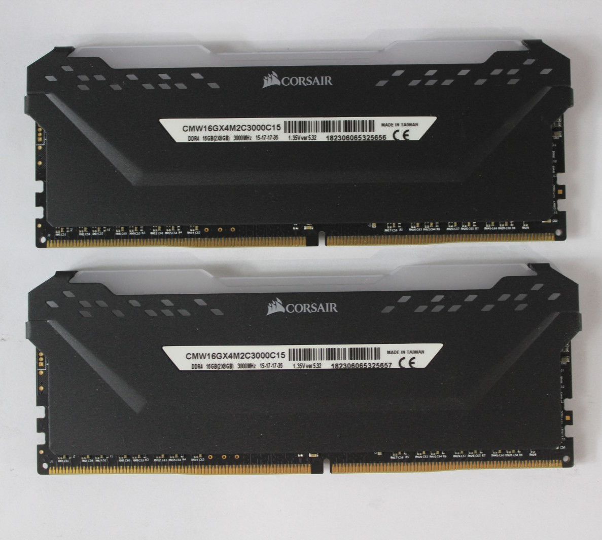 Corsair Vengeance RGB Pro 16GB (2x8GB) DDR4 RAM 3000MHz CMW16GX4M2C3000C15