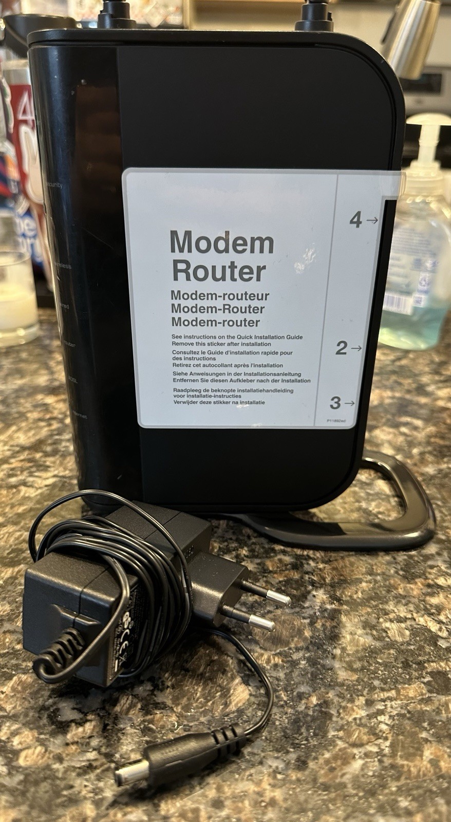 Belkin Wireless Modem Router Model F5D8636-4 v1 w/ Type C Power Supply