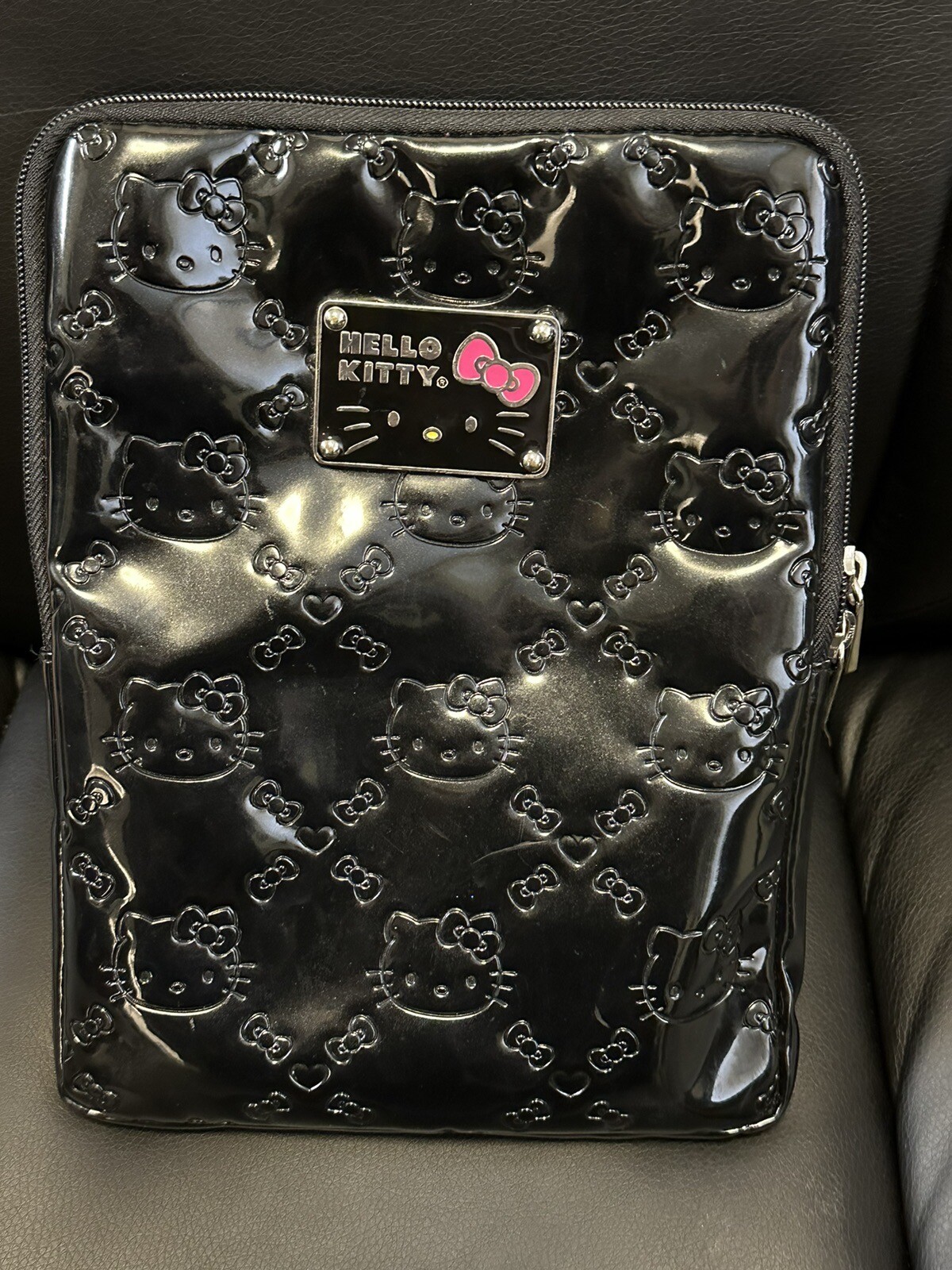 2012 Sanrio Hello Kitty x Loungefly iPad Tablet Case Black Vinyl w Pink Interior