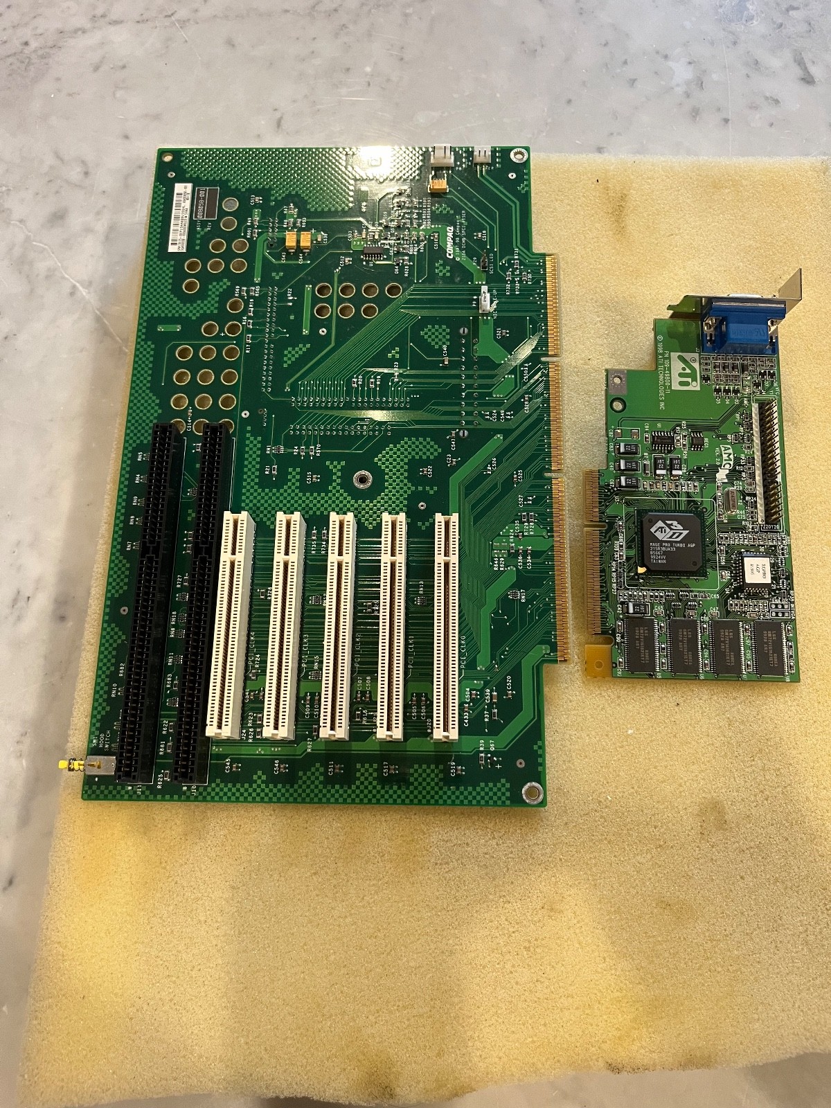 ATI Rage Pro Turbo AGP Graphic Card and Compaq DeskPro Pentium III Riser Card