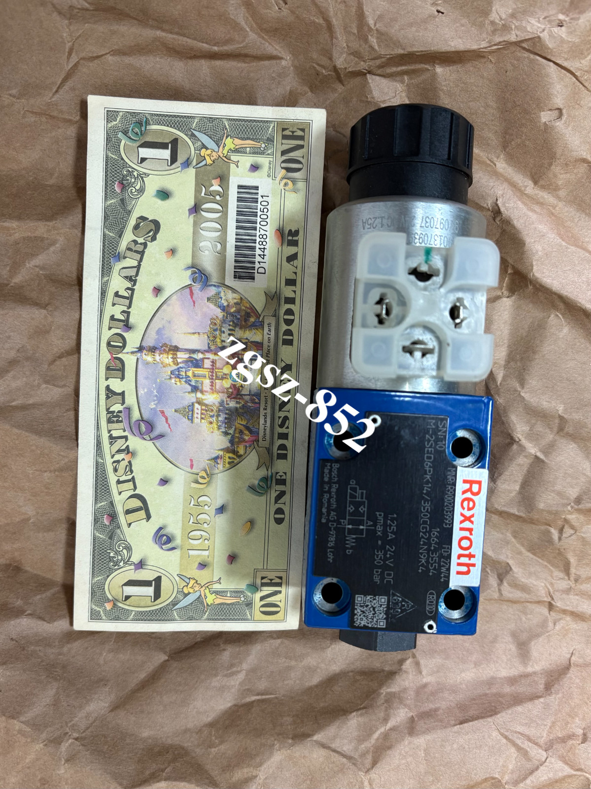 M-2SED6PK1X/350CG24N9K4 NEW REXROTH VALVE R900203993 Via DHL FedEx