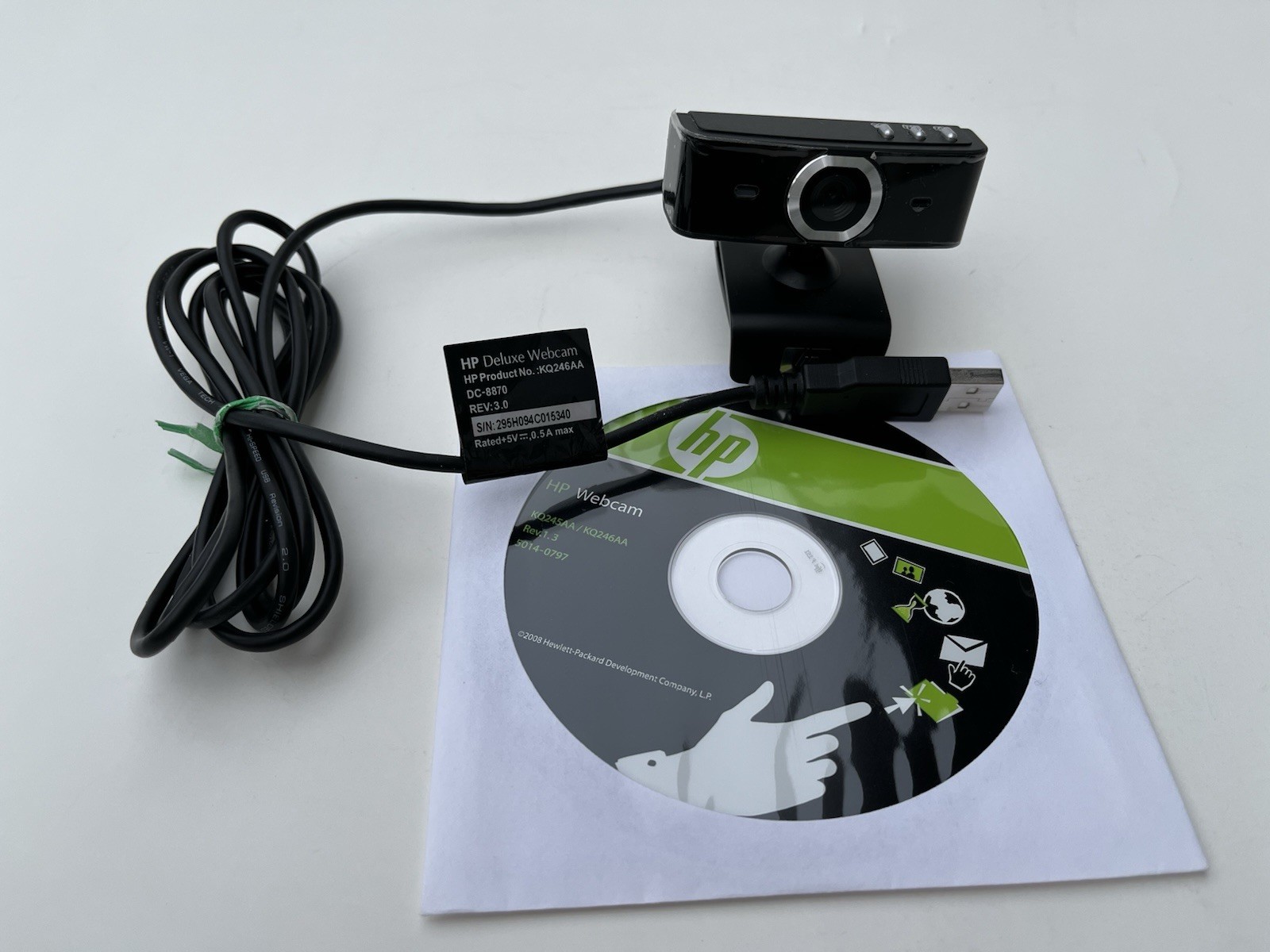 Hewlett-Packard HP Deluxe Webcam KQ246AA 1.3MP USB 2.0 w/ CD-Rom