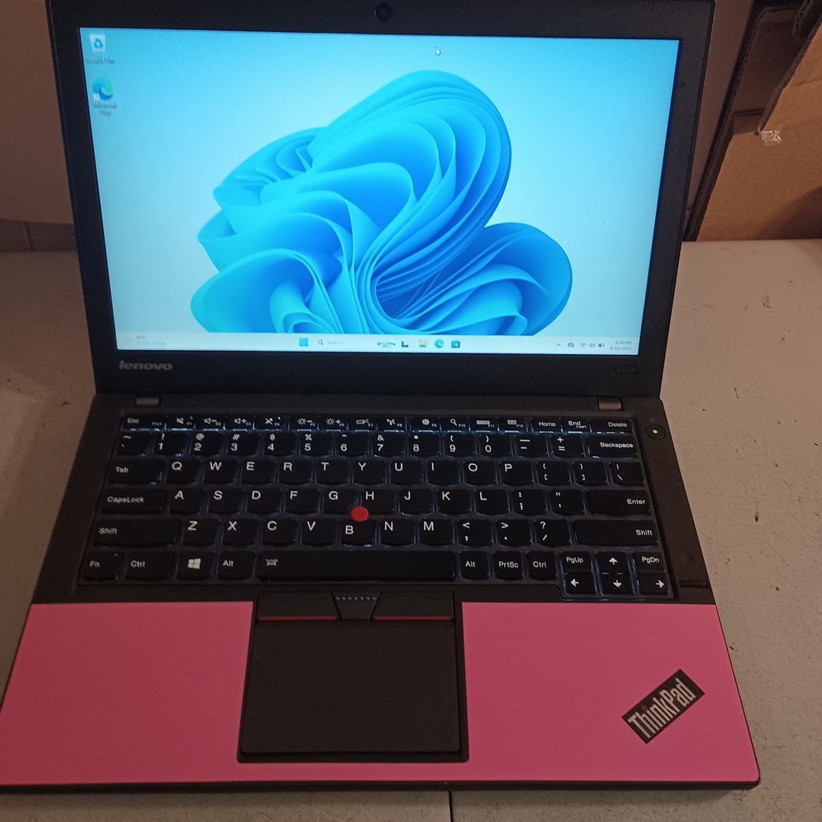 PINK GAMING ULTRA SLIM,Lenovo i5 6th GEN 8GB RAM 250G SSD,CAM,BACKLIT.WIN11