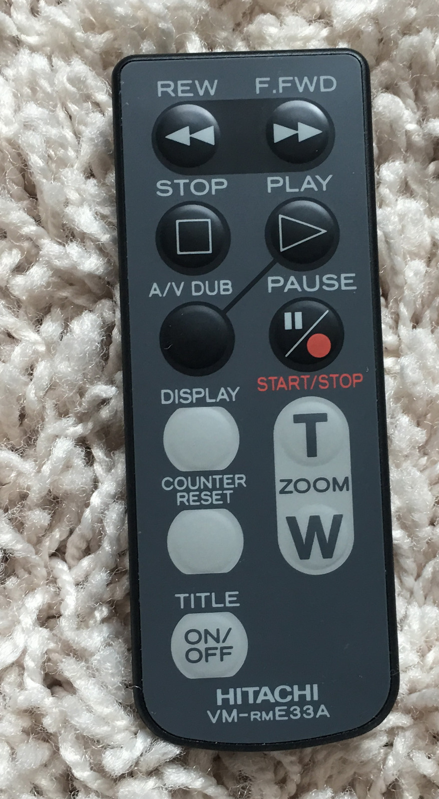Authentic Hitachi VM-RME33A VMRME33A Camcorder Remote Control 5616341 + Battery