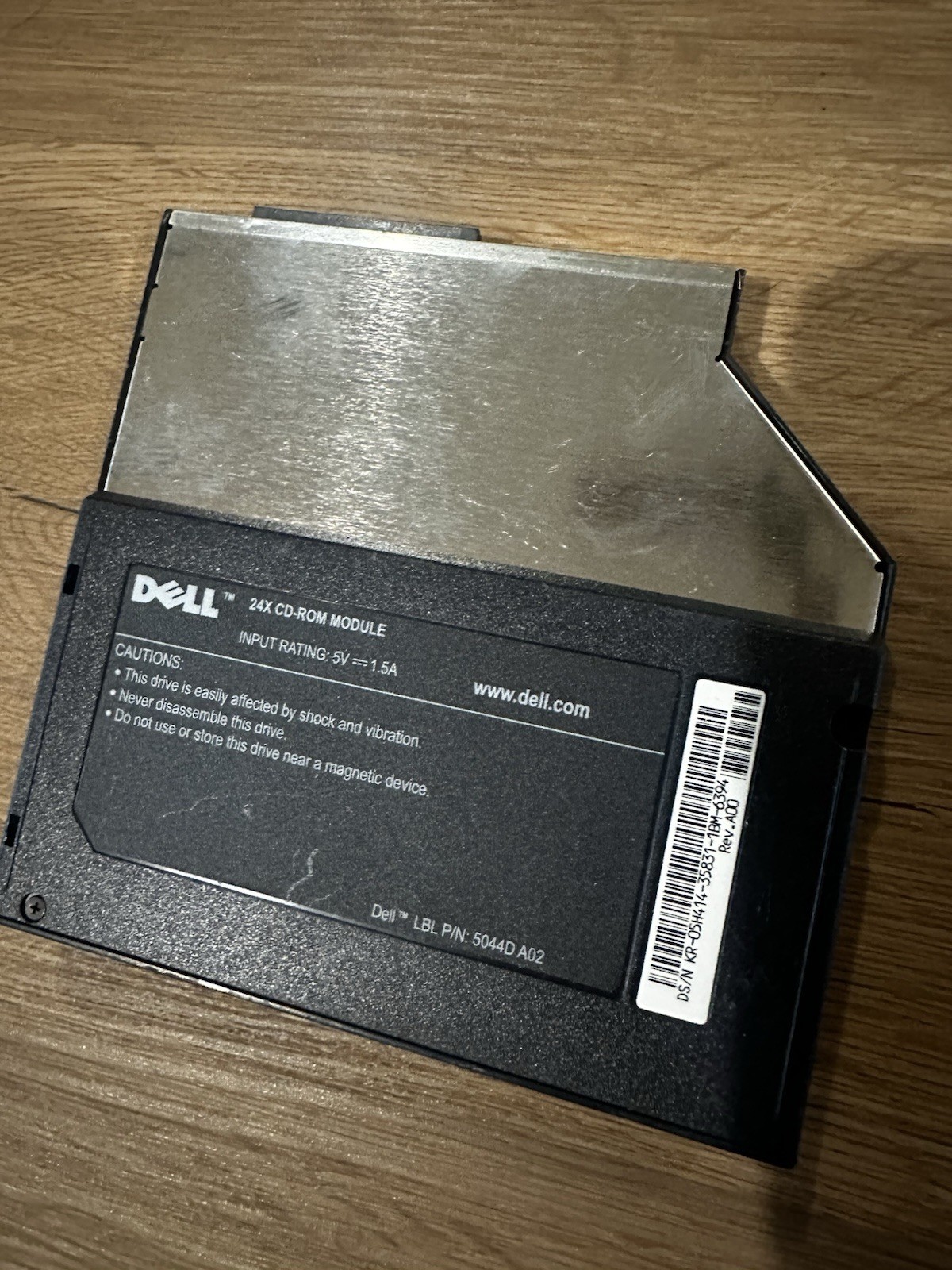 DELL LATITUDE 24x CD ROM MODULE 5044D-A02 New old stock Compatability in details