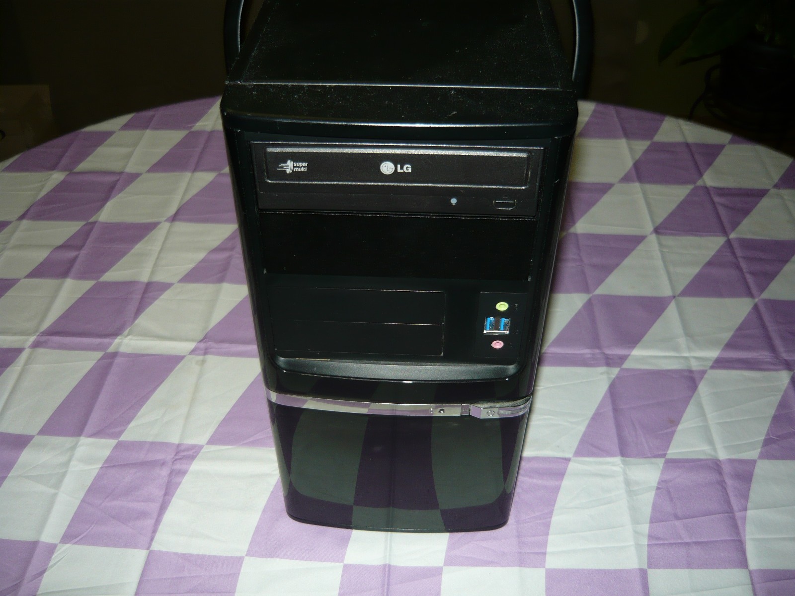 Custom Windows 11 PC Intel Core i7-4790 32GB RAM GeForce 980 Ti 512GB SSD Used