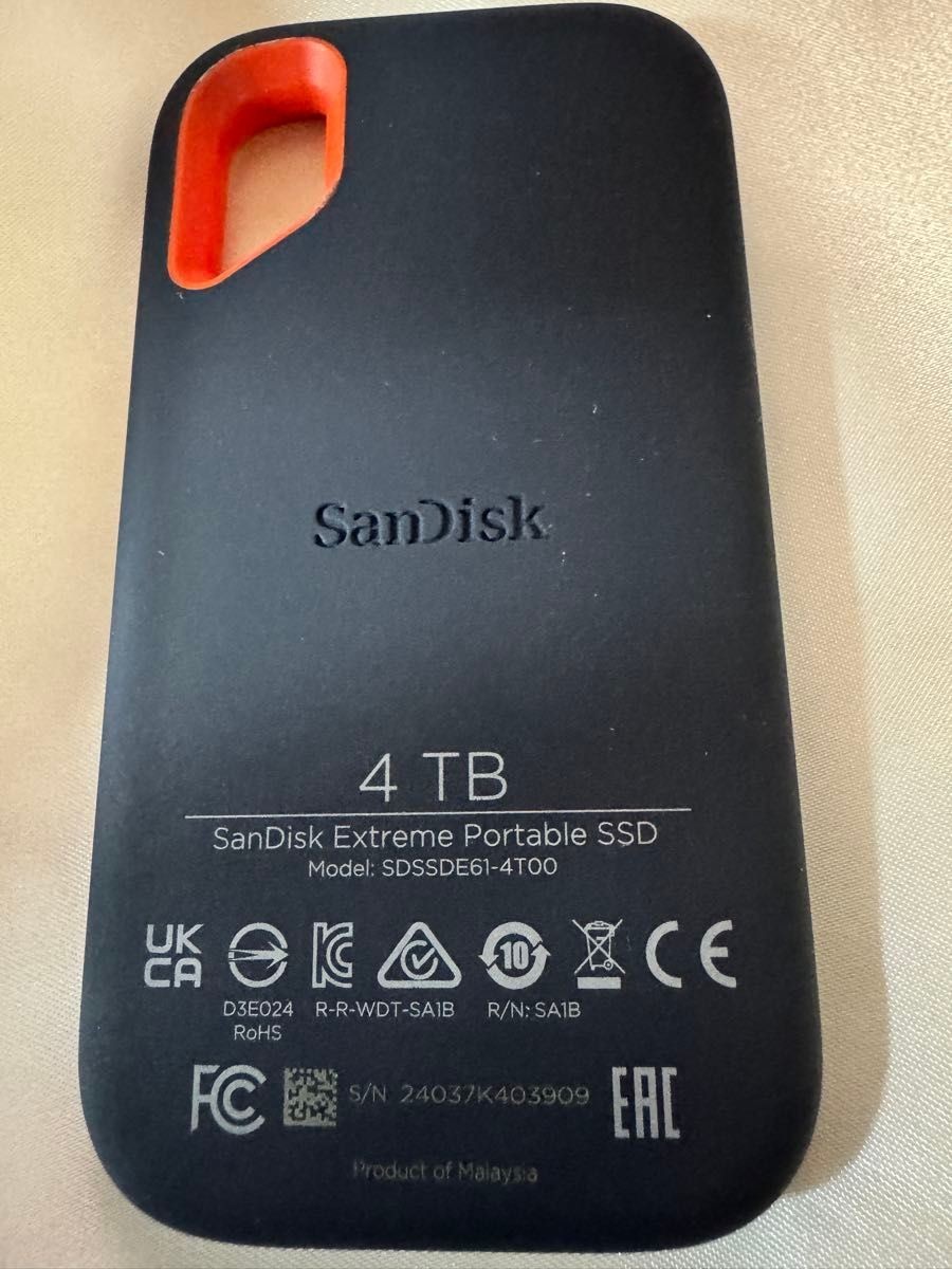 SanDisk Extreme V2 4TB USB-C Portable External SSD (SDSSDE61-4T00-G25)