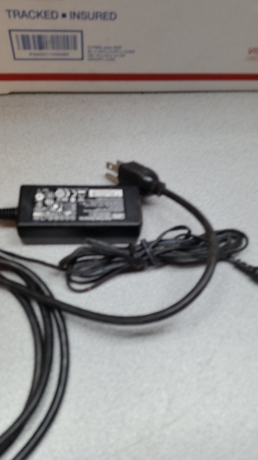 APD ASIAN POWER DEVICES Model DA-30E12  AC ADAPTER P/N: 770375-31L 12V, 2.5A