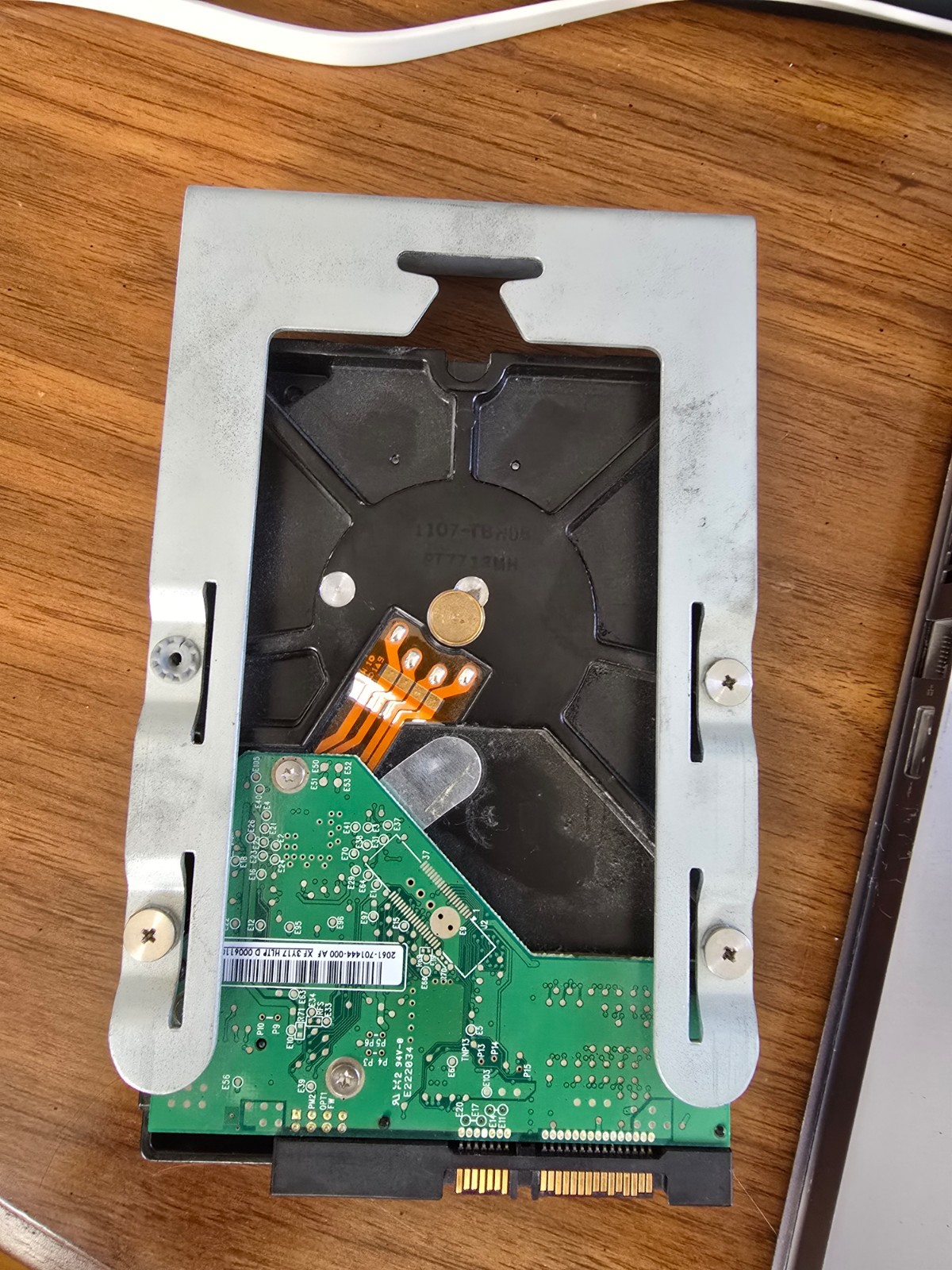 Western Digital WD3200AAJS IDE Hard Drive - 320 GB TRNDA 655 -1380A