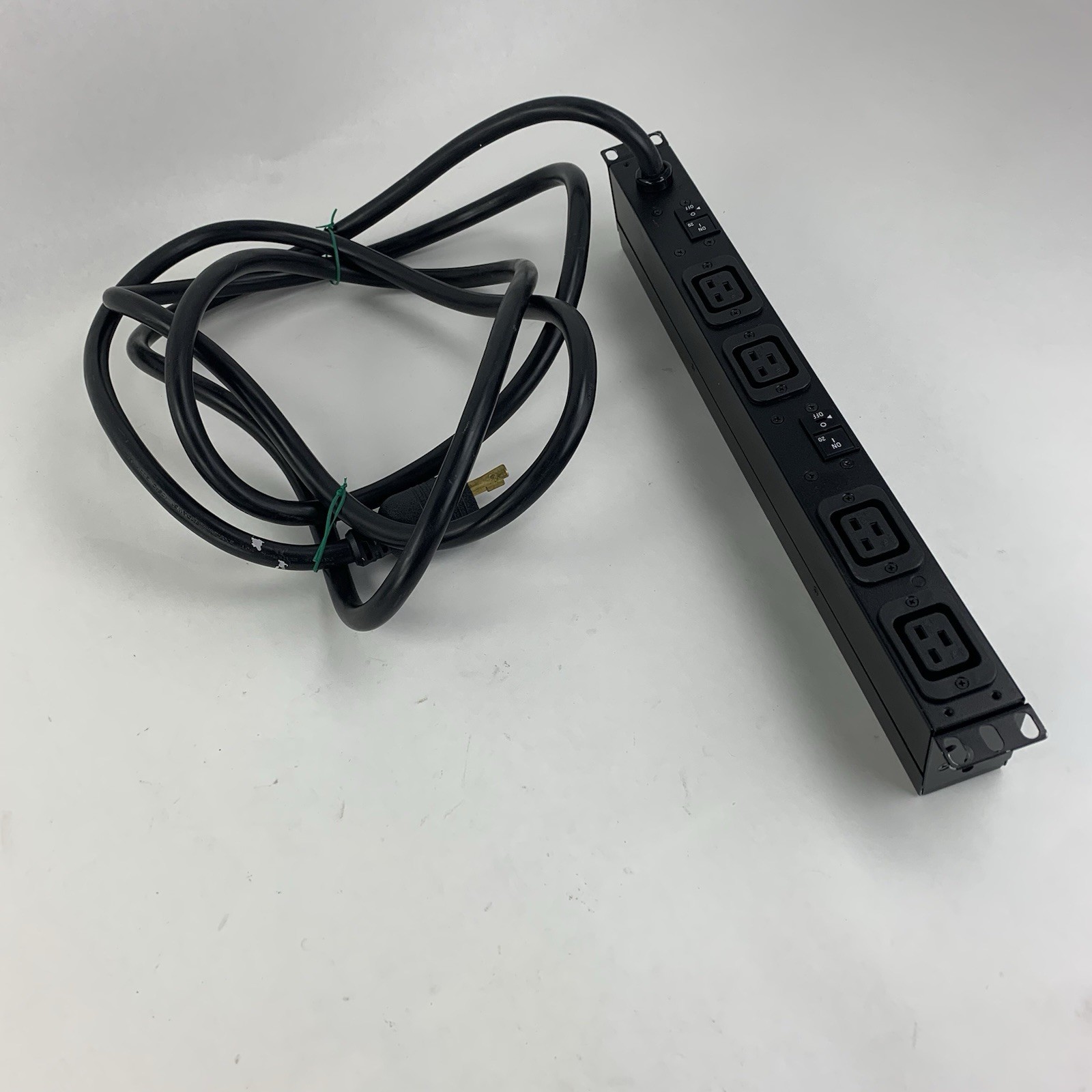 APC AP9570 4 Outlet Distribution Panel Power Strip - Untested