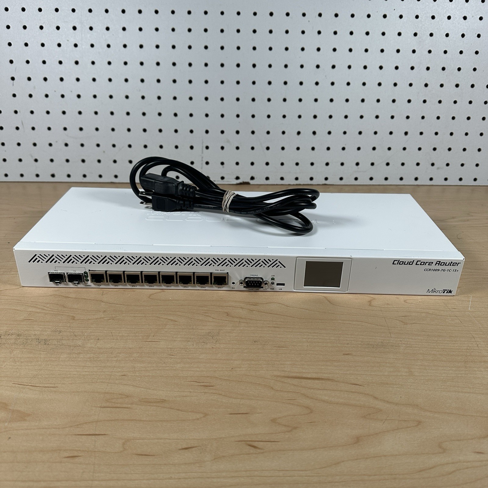 MikroTik CCR1009-7G-1C-1S+ 1000 Mbit/s Cloud Core Router White