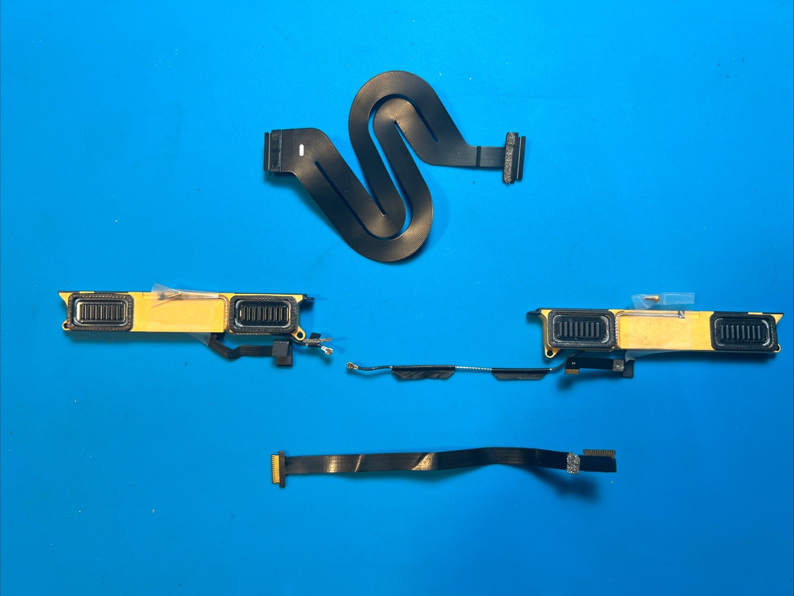 OEN Left & Right Internal Speaker Set MacBook Retina 12 A1534 2017 W Flex Cables