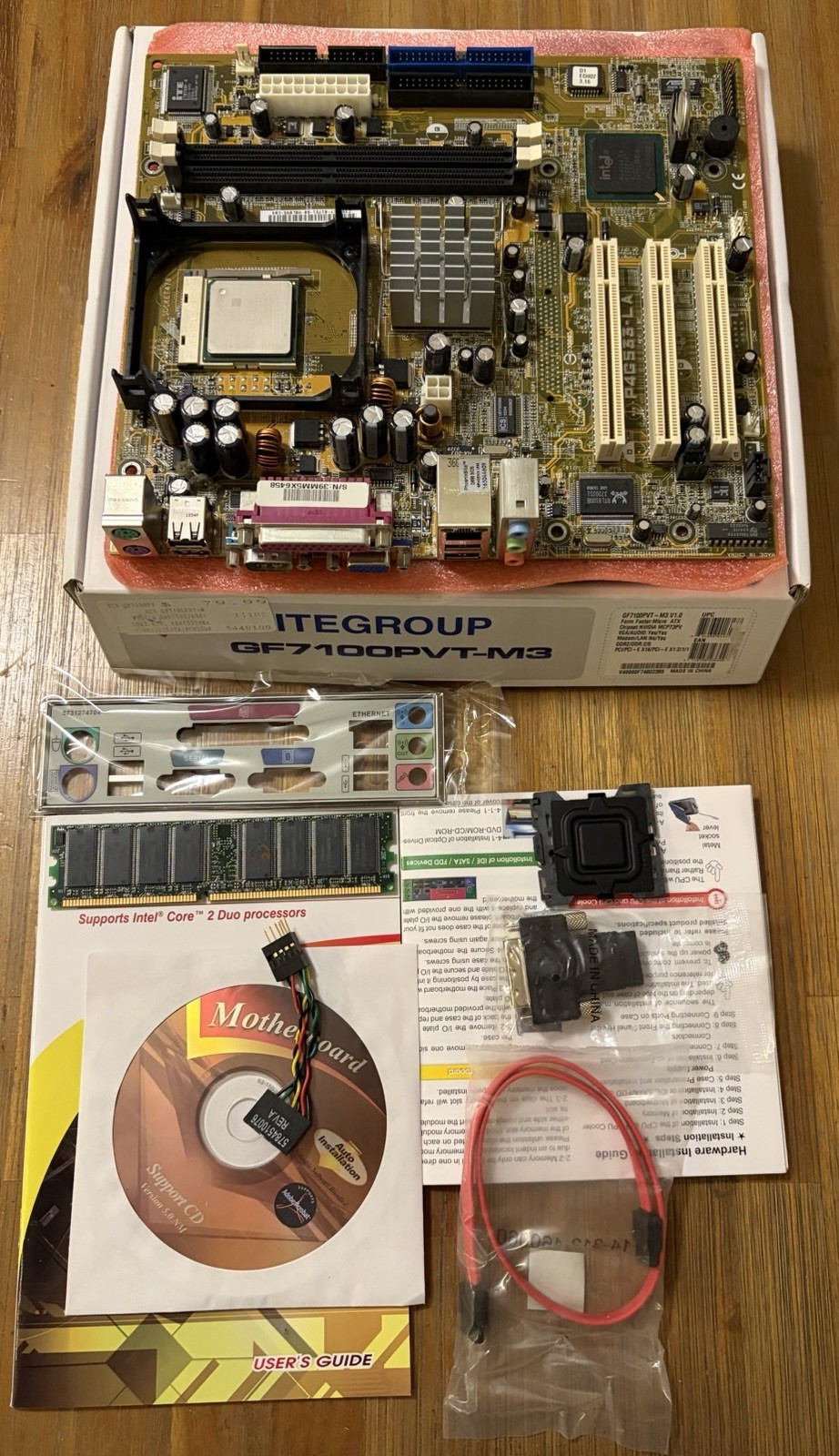 ECS GF7100PVT-M3 Motherboard + 2.50 GHz INTEL Pentium 4 CPU + 512mb Ram
