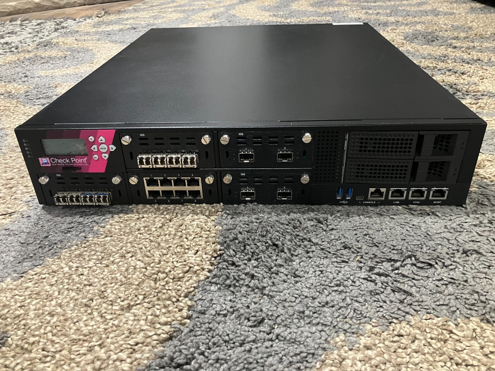 Check Point 23500 Appliance, Model PD-10  (2)Xeon SR1XR 2.6GHz, 48GB RAM, (2)1TB