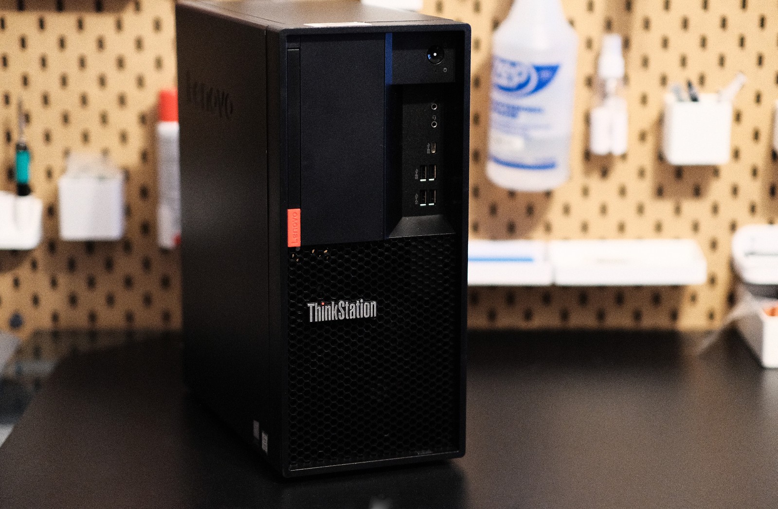 ThinkStation P330 Mid, Intel Core i7-8700, 16GB DDR4, 256GB NVME SSD