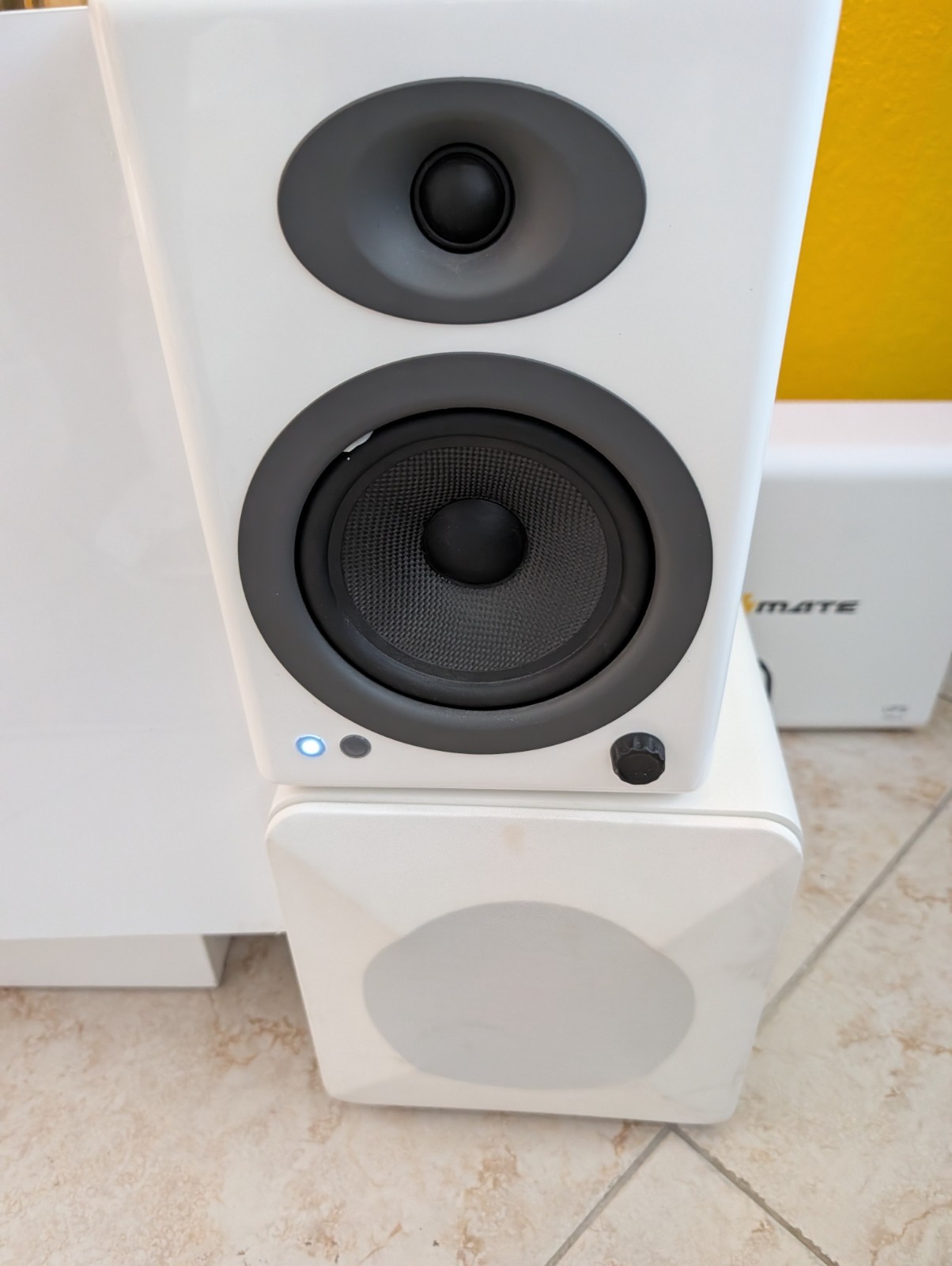 Audio Engine +A5 white With Subwoofer