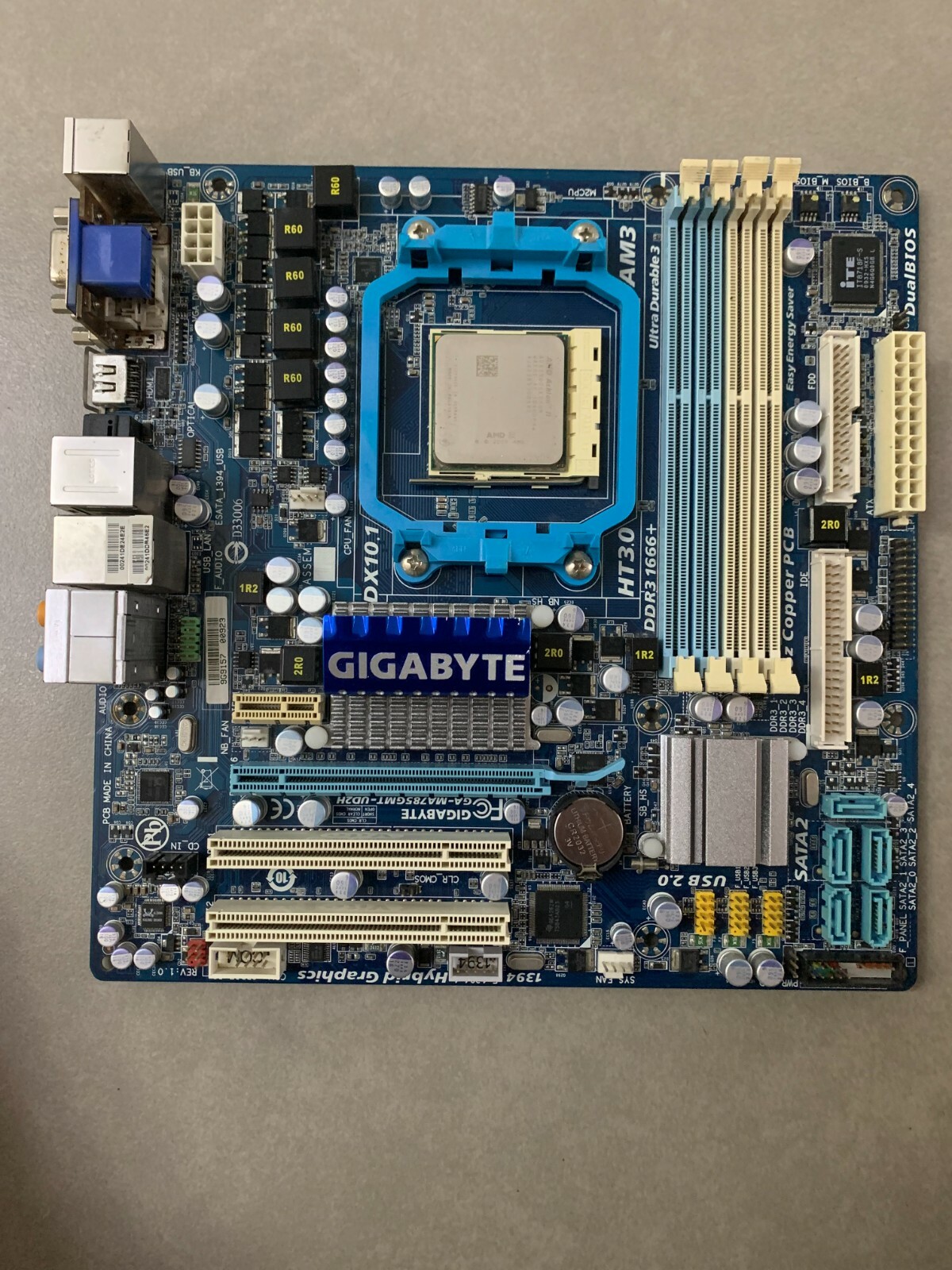 Gigabyte GA-MA785GMT-UD2H Socket AM3 DDR3 Motherboard+AMD Athlon - 